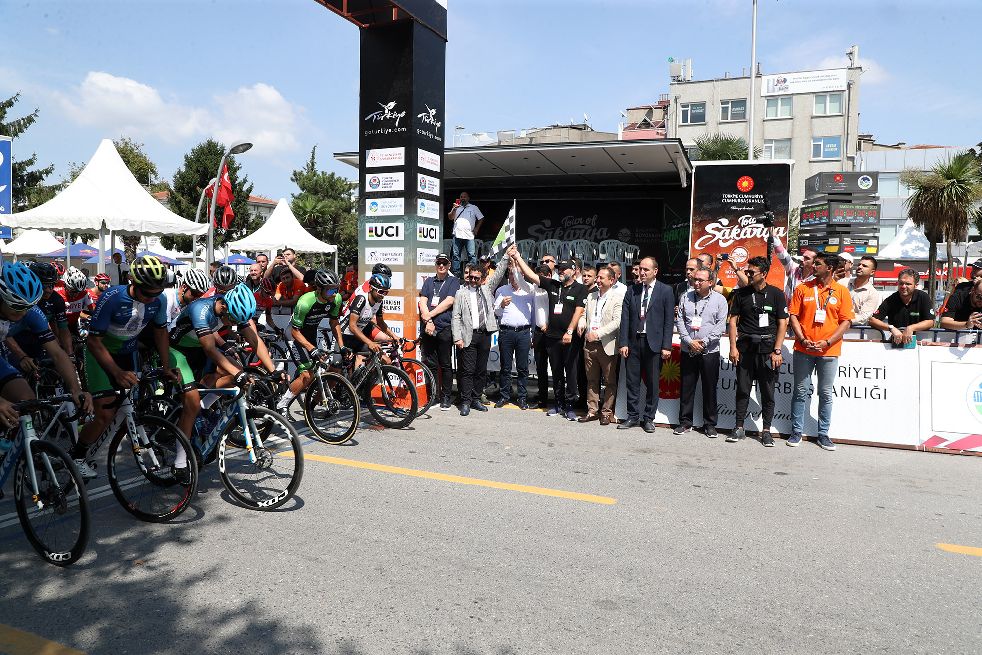 Tour of Sakarya’ya coşkulu başlangıç: 80 yıldız sporcuyla bu bir ilk