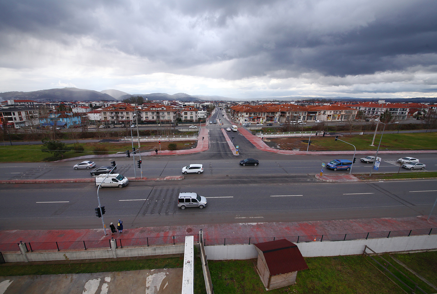 Köprü geçişli yol projesi hizmete başladı