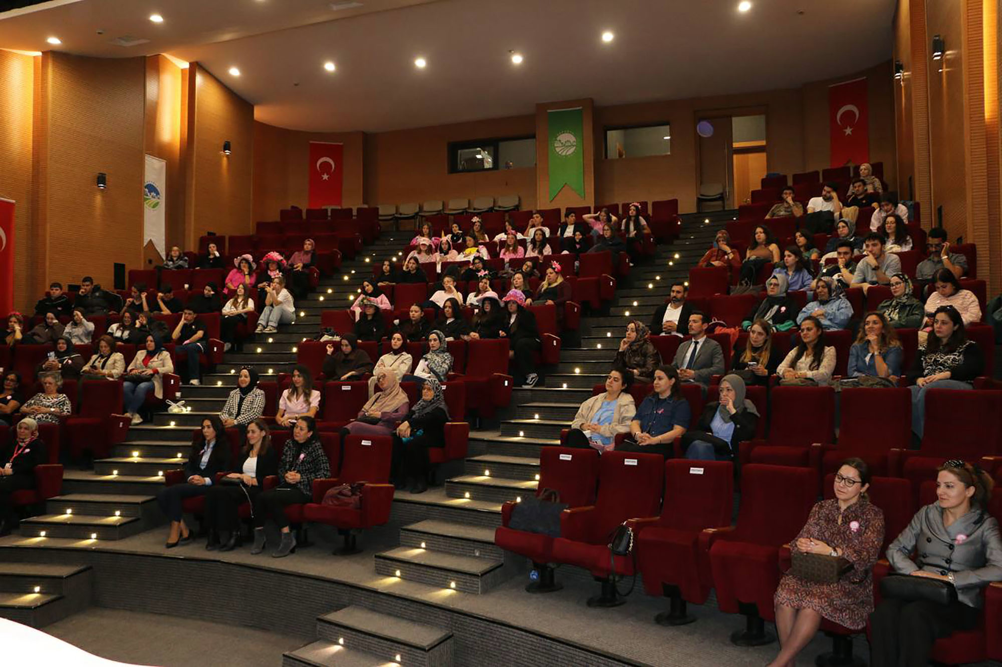 Büyükşehir’den meme kanserine karşı erken teşhis farkındalığı
