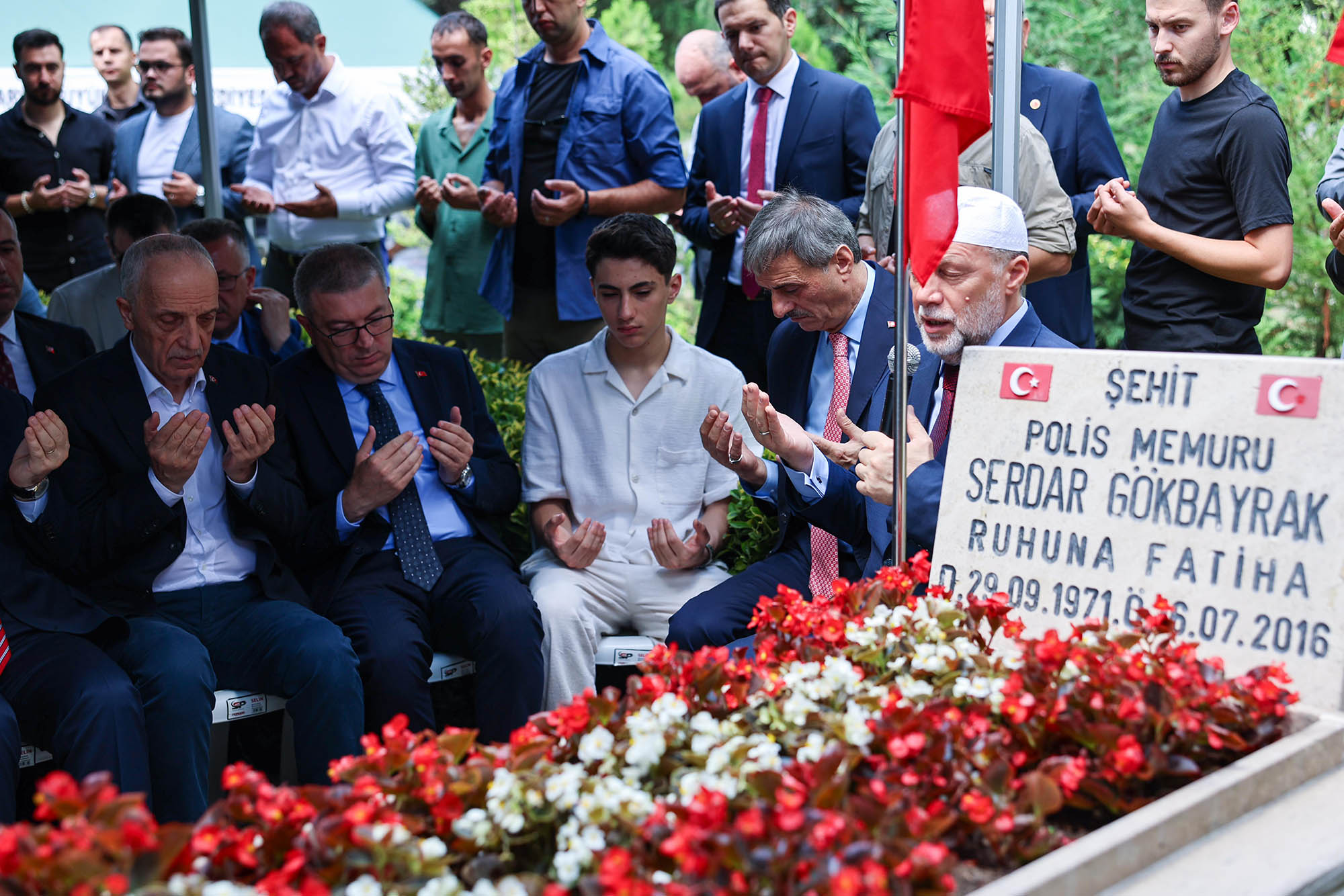 “Kahraman milletimizin vatan sevdası asla sınır tanımadı”