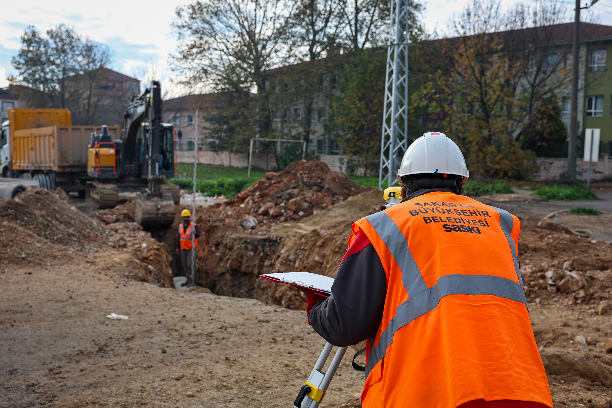 Alparslan Türkeş Caddesi’nde duble yol öncesi altyapı güçlendiriliyor
