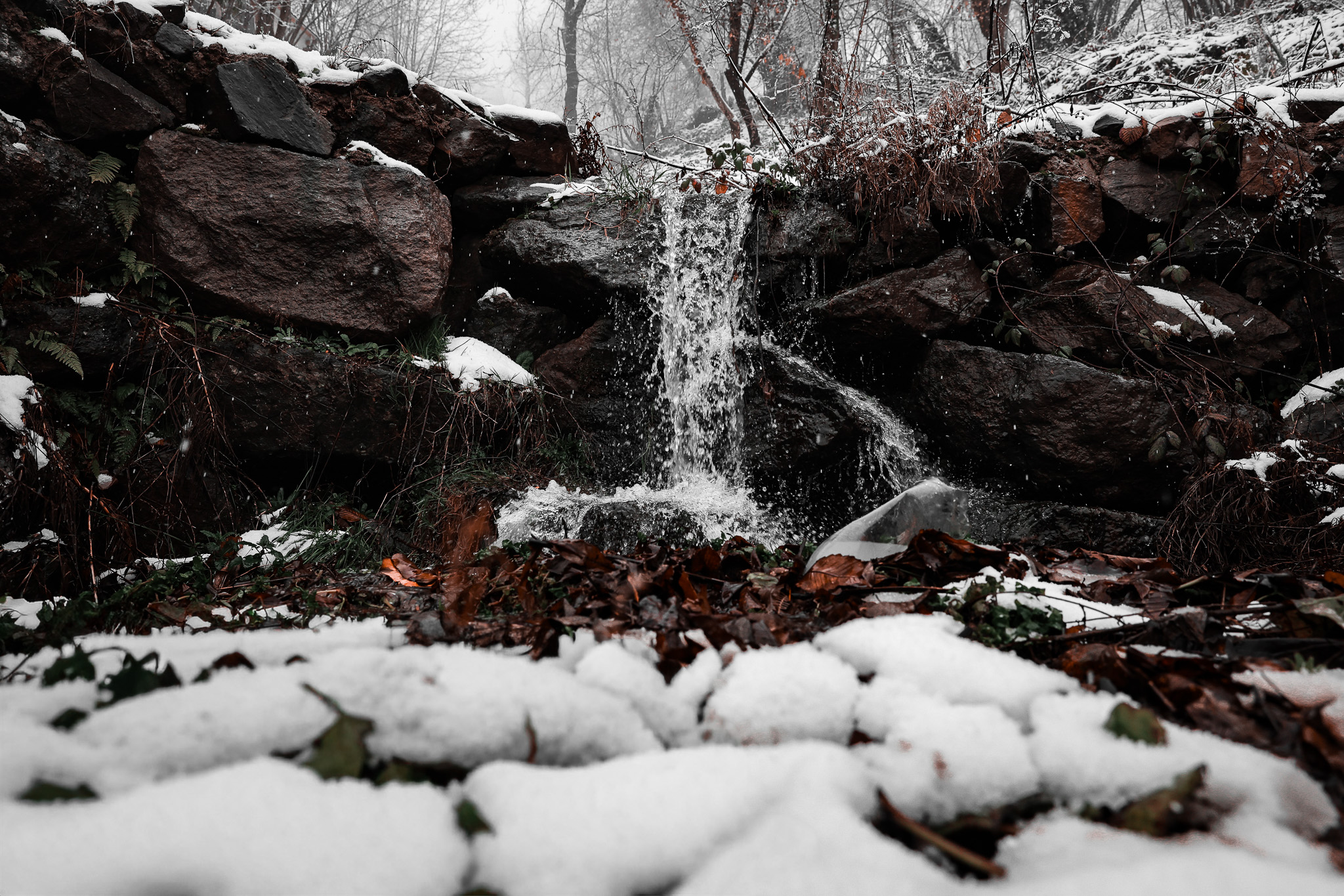 Beyaz örtü Sapanca Gölü’nü besleyen derelere can oldu