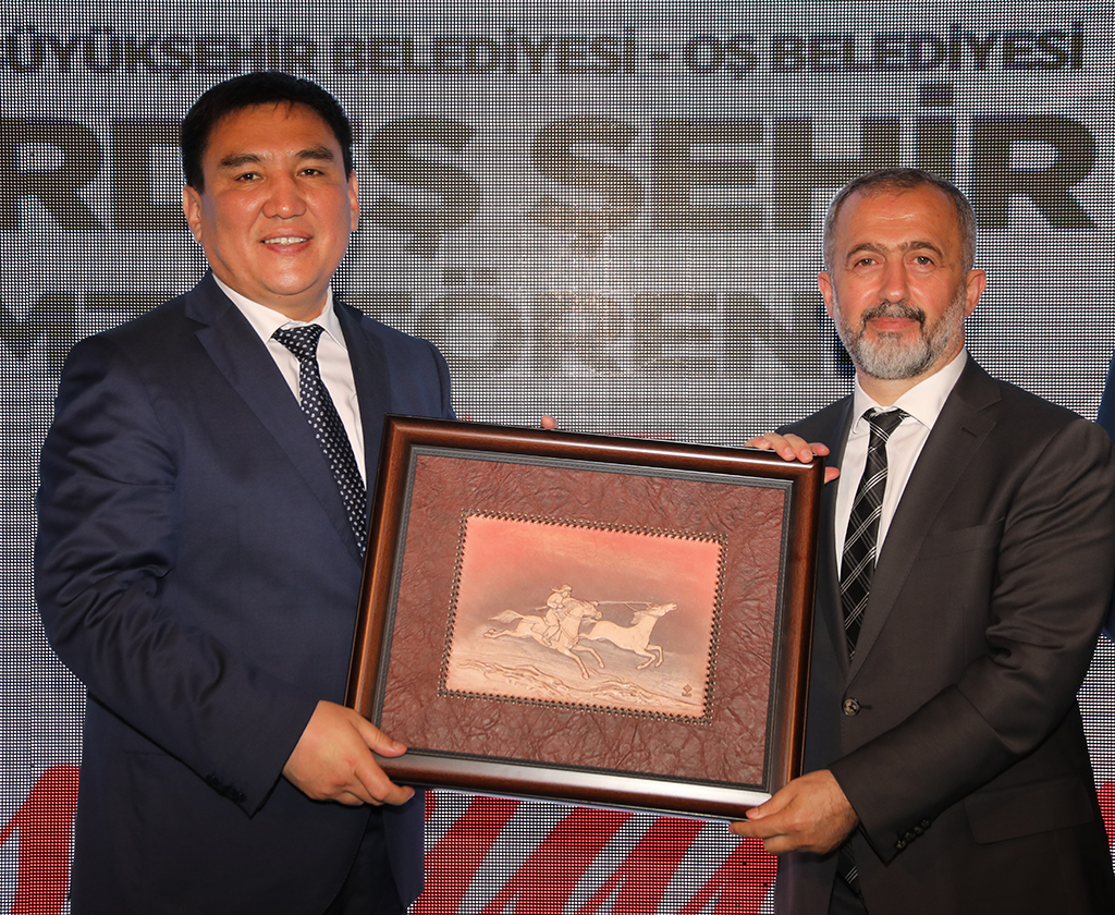 Sakarya ile Oş kardeş şehir oldu