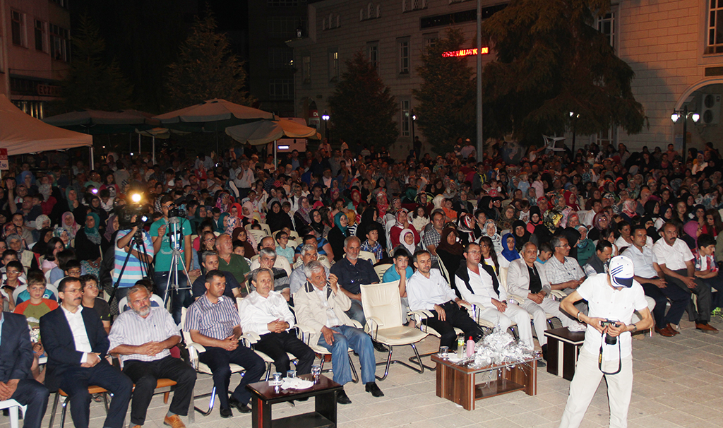 Büyükşehir’in Mobil Sahnesi Yolculuğa Başladı