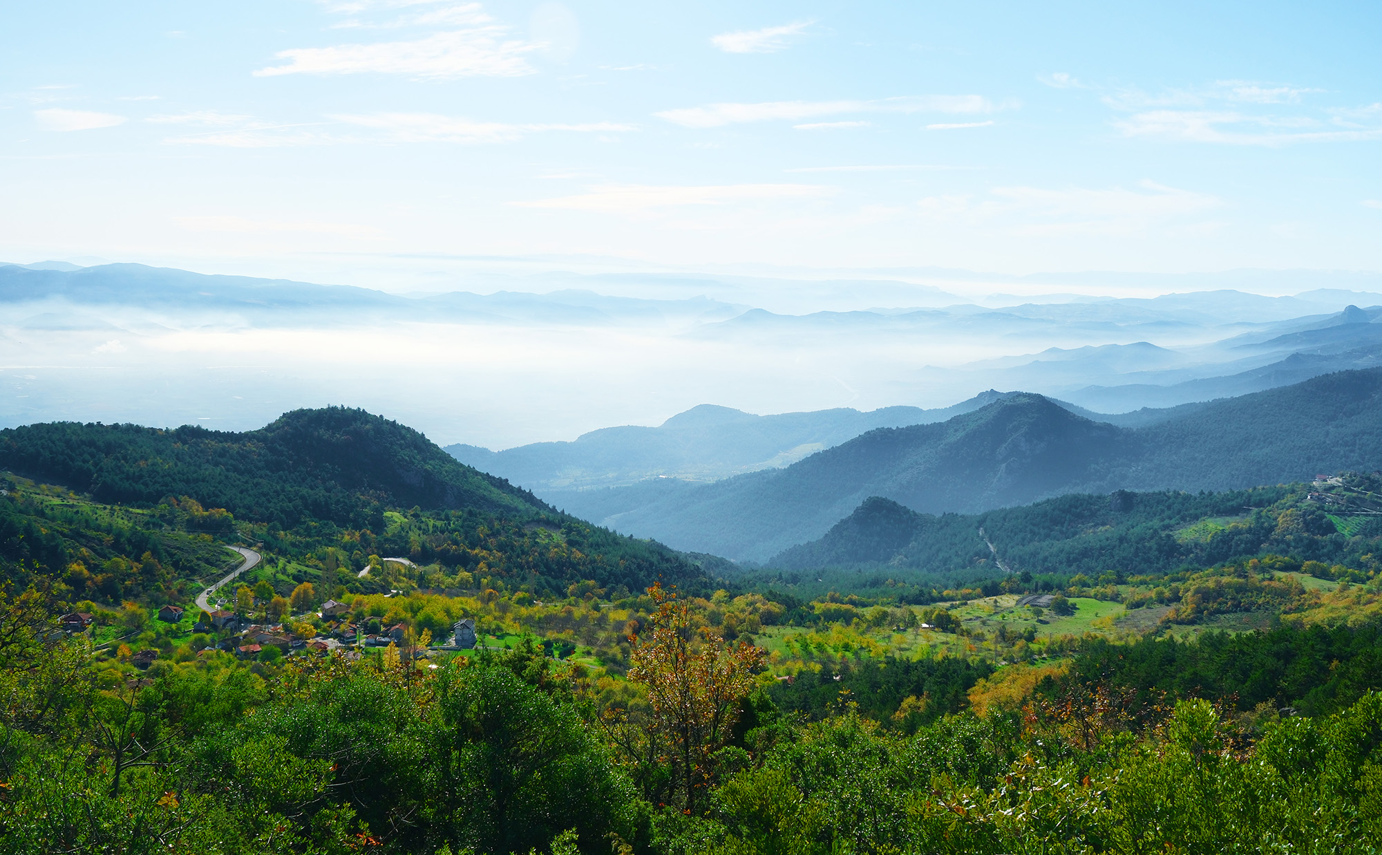 Sonbaharın büyüleyici renkleri arasında 14 kilometrelik unutulmaz rota