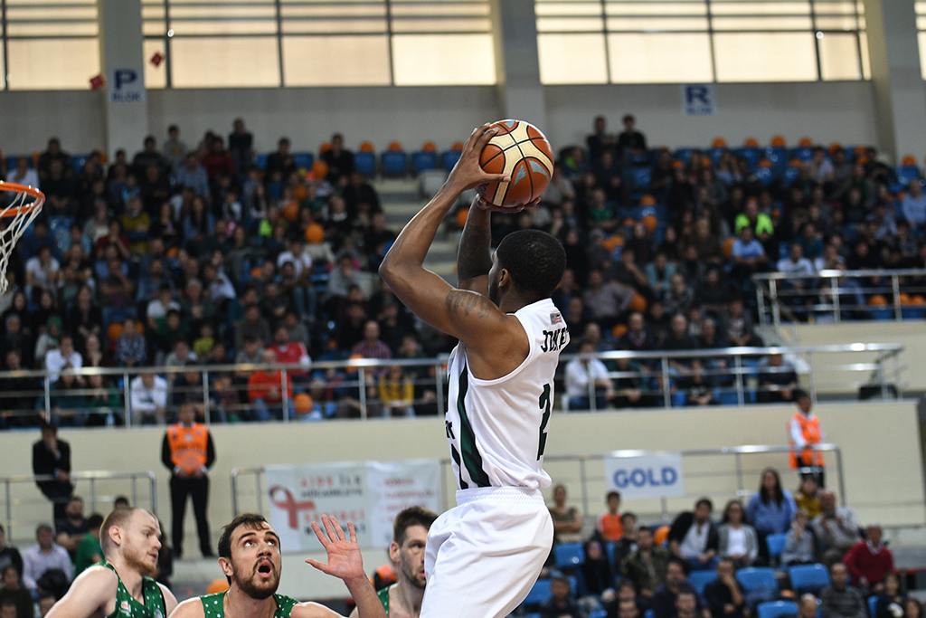 Büyükşehir’den Banvit galibiyeti