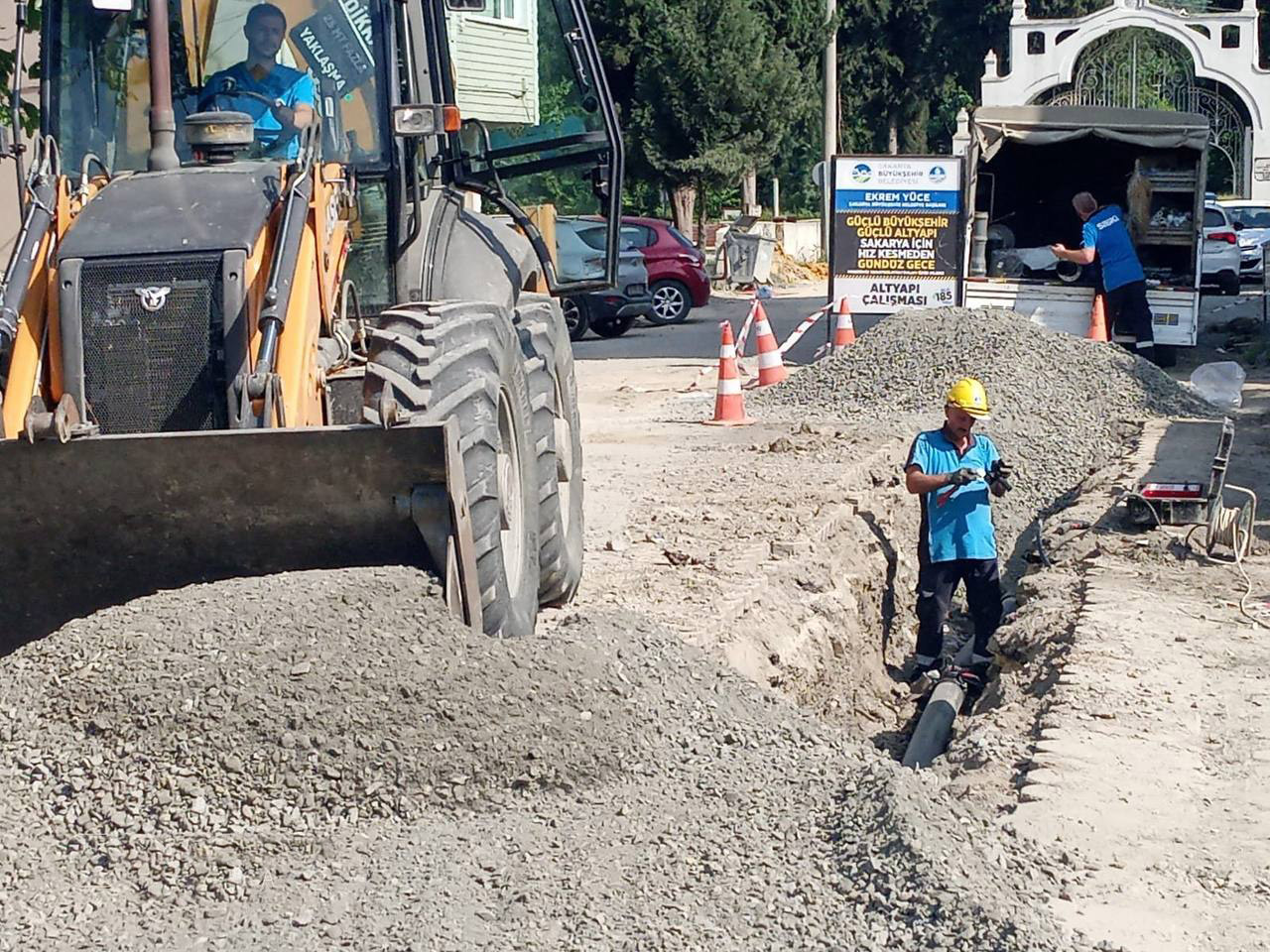 Büyükşehir’den altyapıda hafta sonu mesaisi