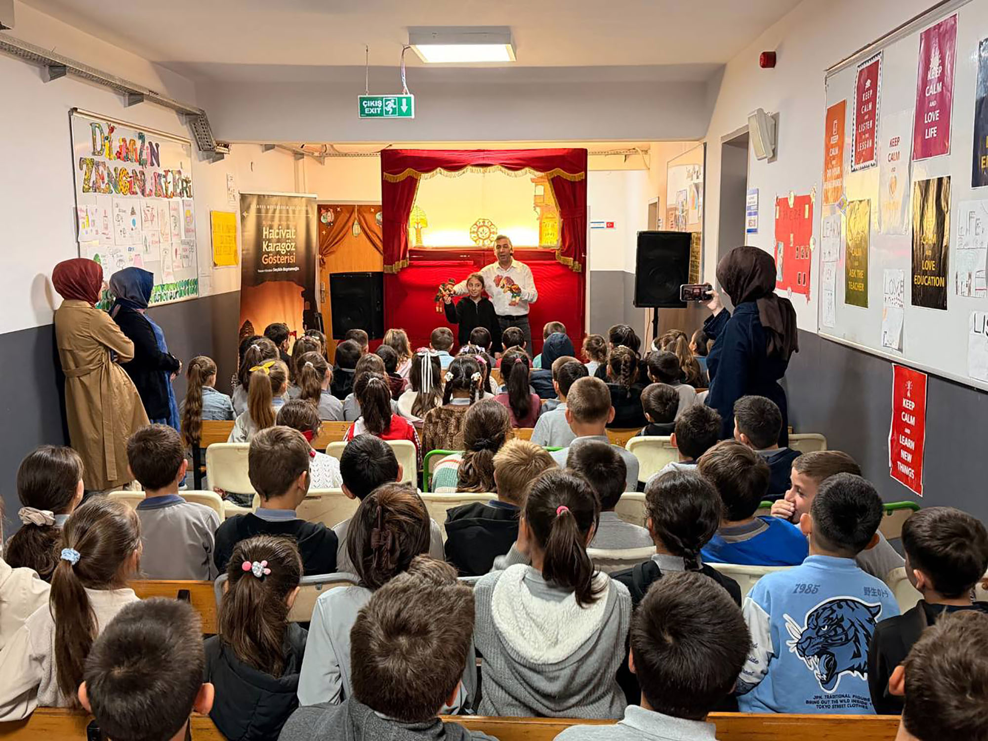 Büyükşehir şehrin dört yanına “Bir Hikâye Bin Neşe” taşımaya devam ediyor