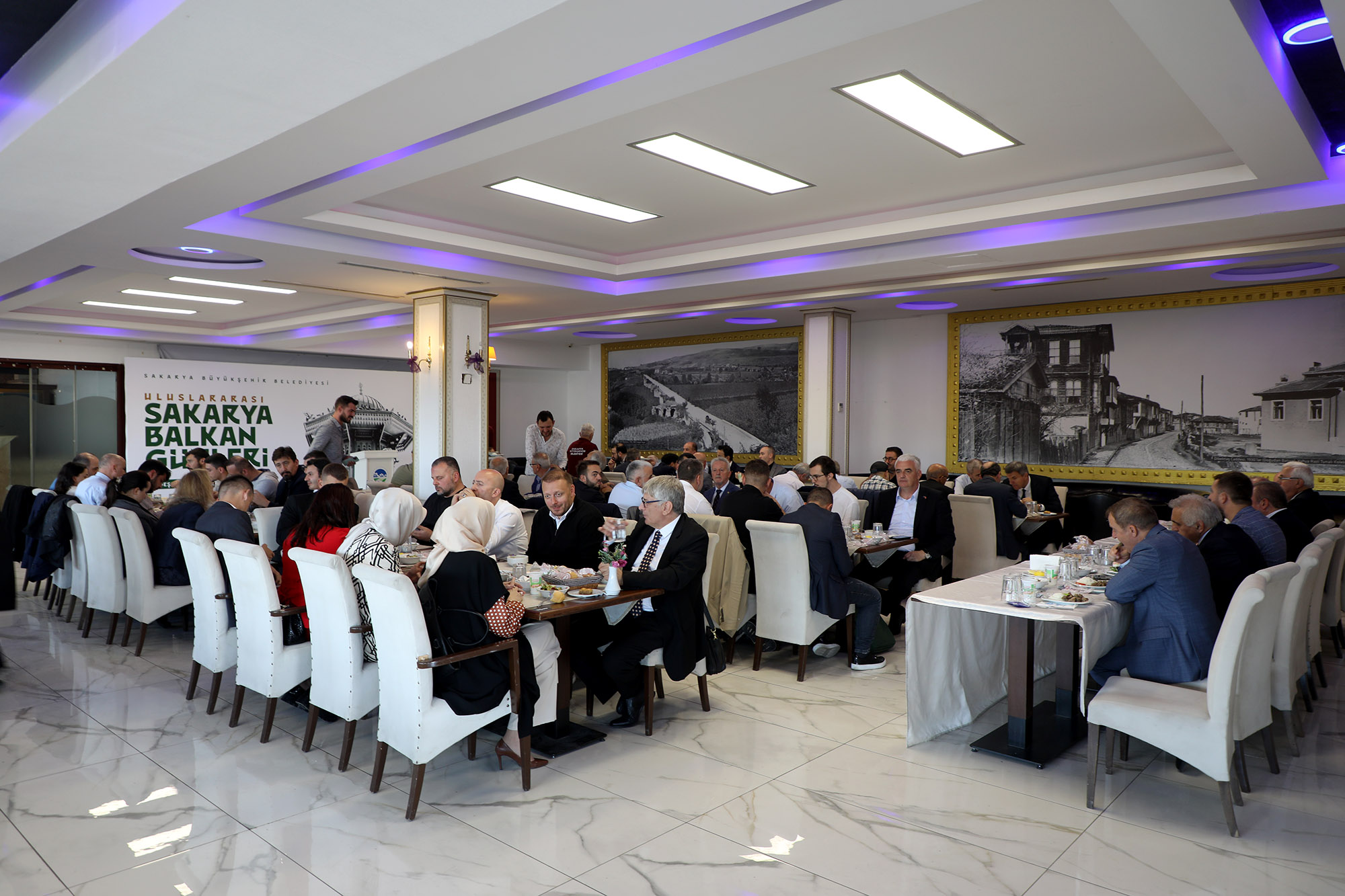  Sakarya Balkan coğrafyasına kucak açtı: “Sizin büyük ülkeniz Türkiye Cumhuriyeti’dir”