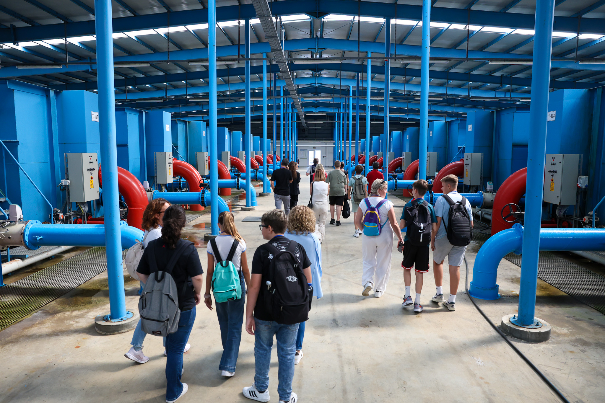 Yabancı öğretmen ve öğrenciler su arıtma süreçlerine tanıklık etti