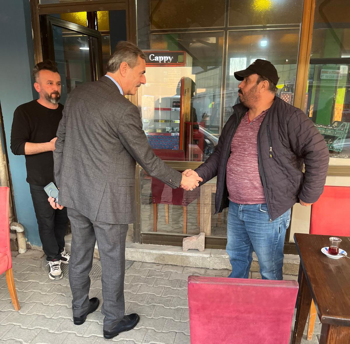 Hendek’te altyapı ve üstyapıda nice çalışmaları hayata geçirmeye devam edeceğiz