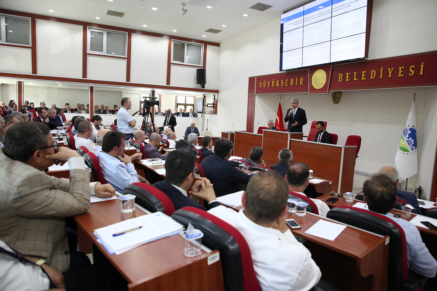 “Şehrin yeni projelerine meclis onayı”