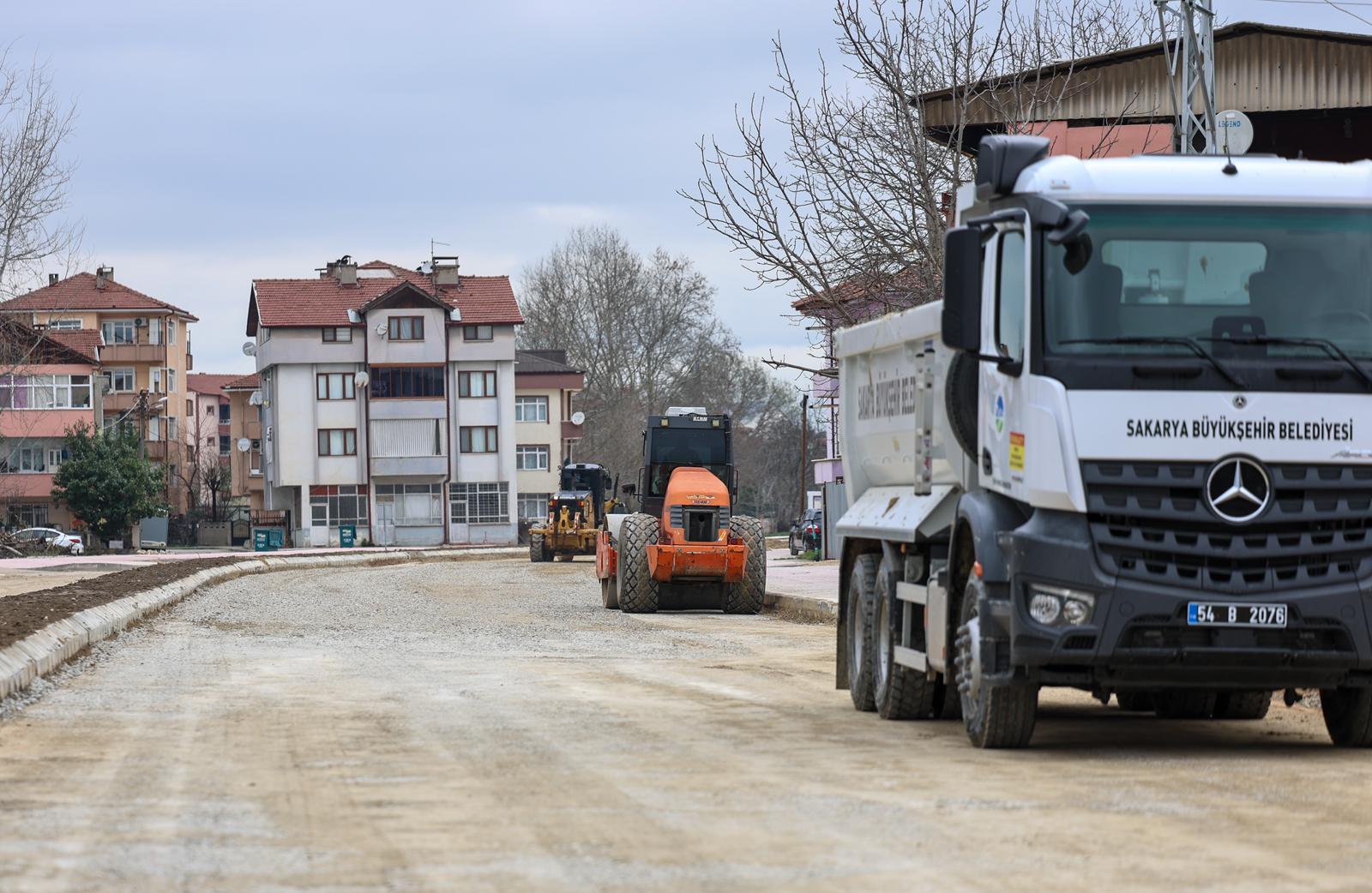 Adapazarı ve Serdivan trafiğine 3 yeni arter ile alternatif: Şehrin ulaşım ağları güçleniyor