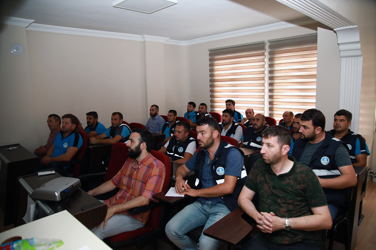 Eğitimlerle hizmet kalitesi yükseliyor