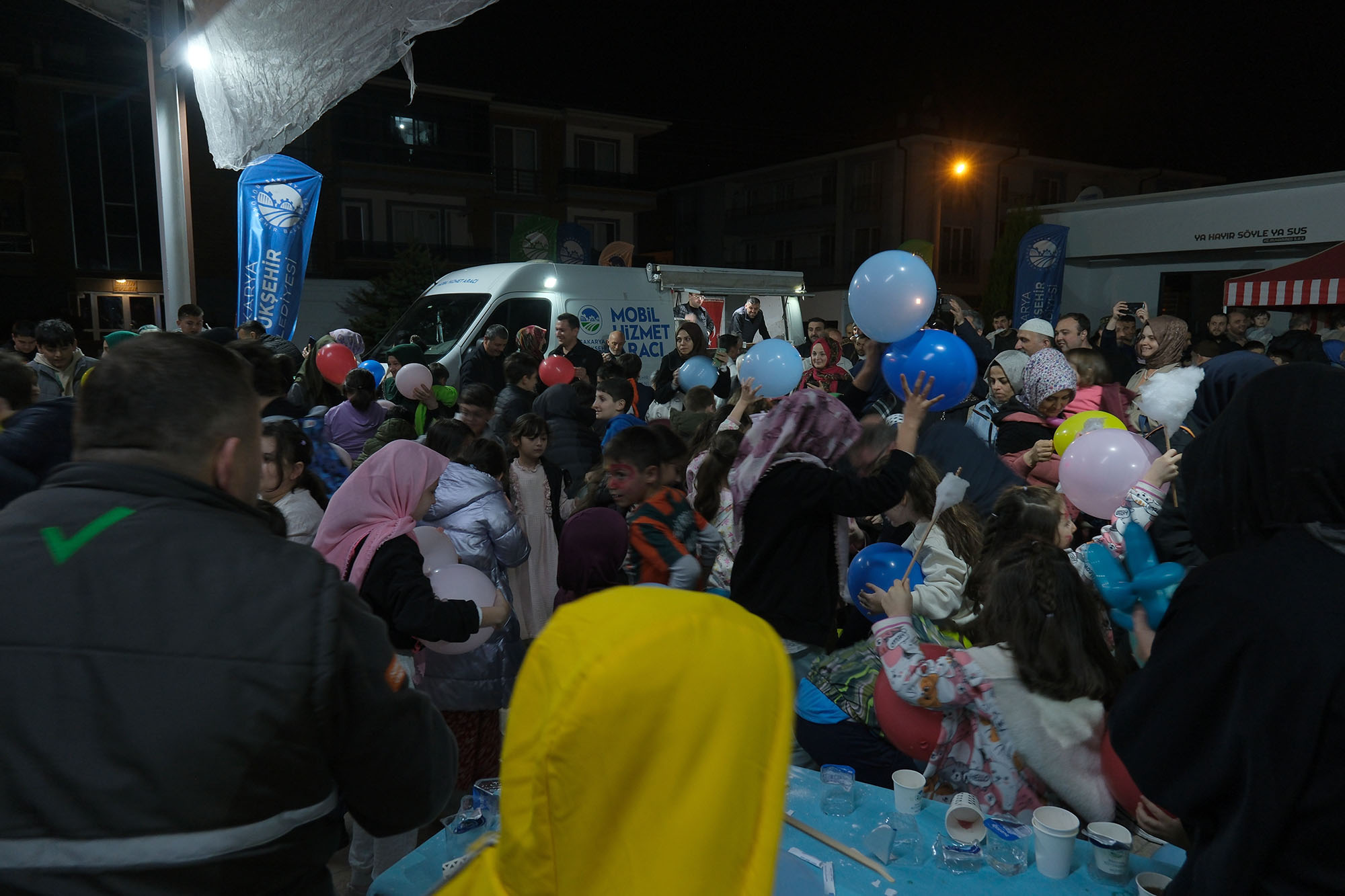 Erenler ve Geyve’de Çocuklarla Ramazan Neşesi yaşandı