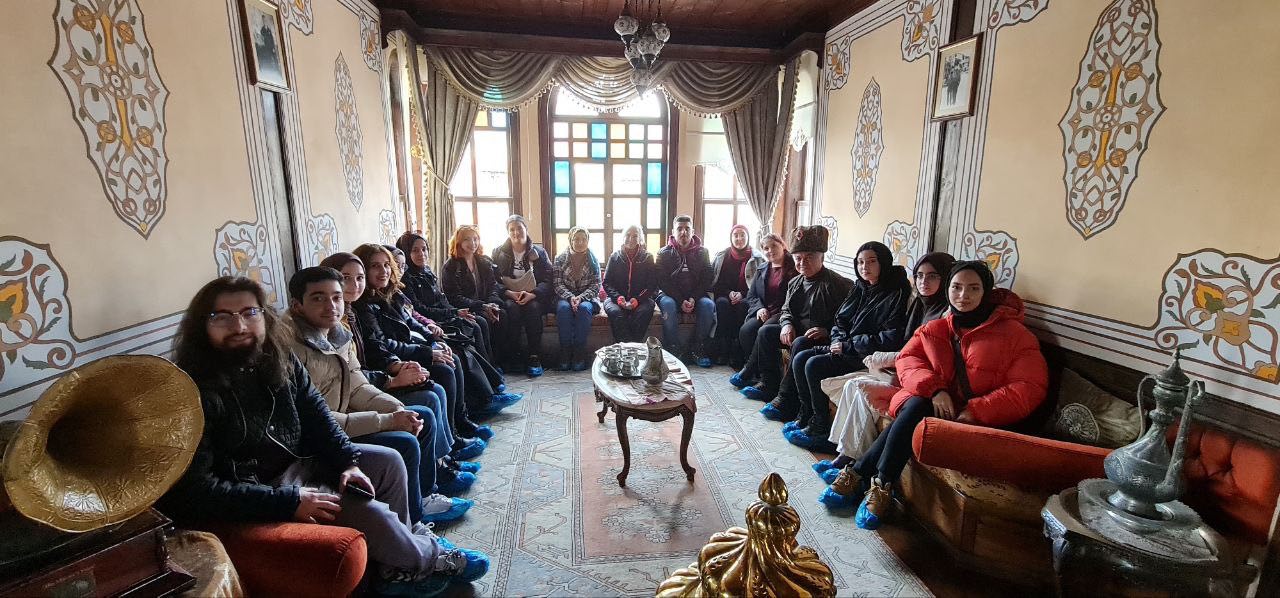 Sakarya’nın tarihi yapılarını ve mimarilerini incelediler