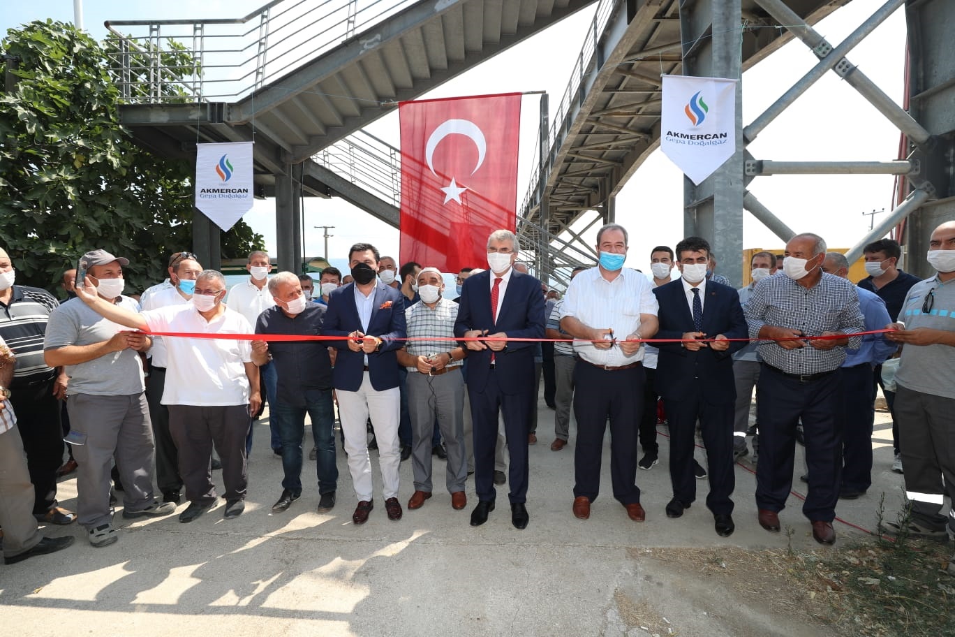 “Yeni doğalgaz hattımız mahallemize hayırlı olsun”