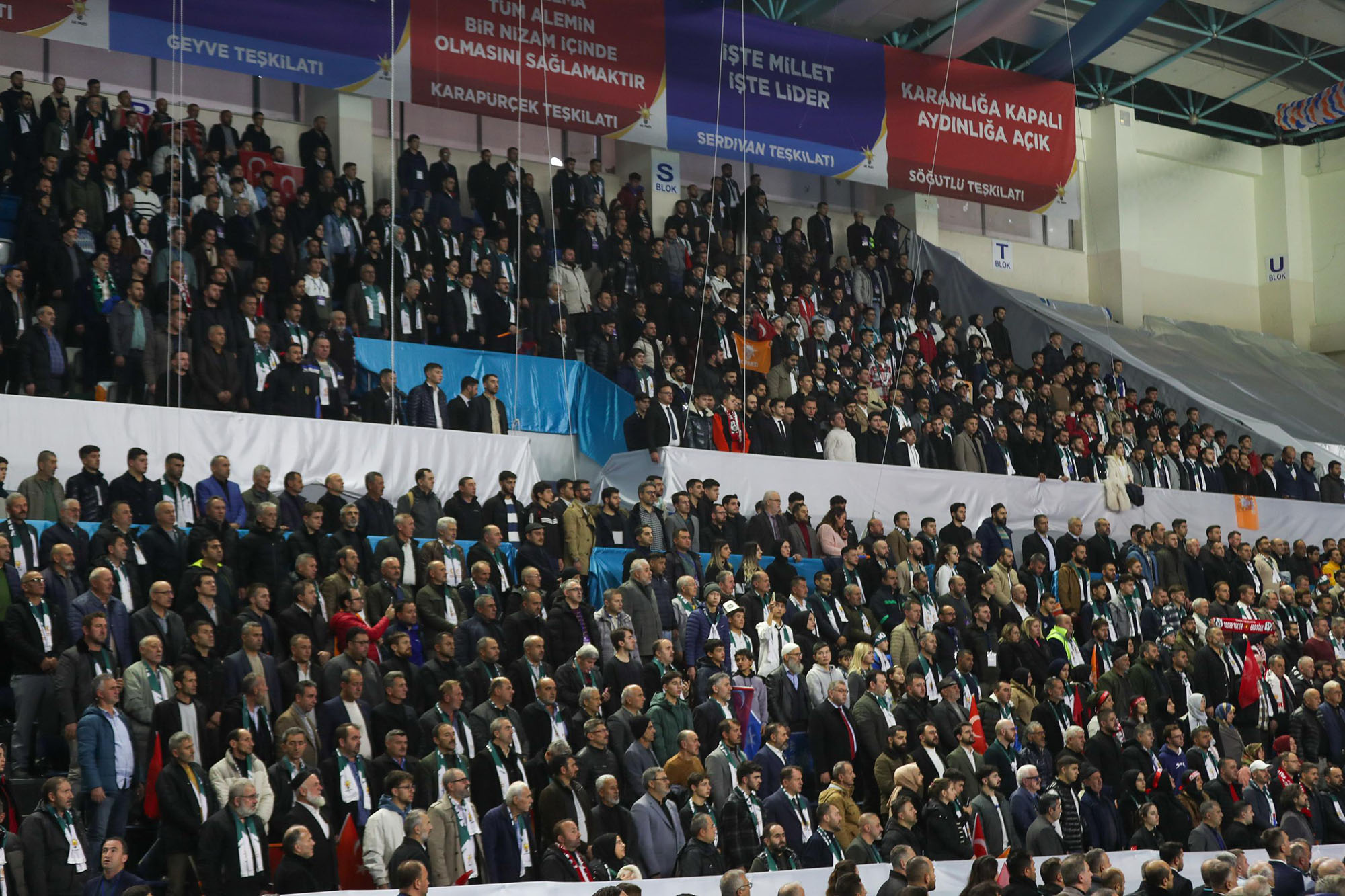 “Davamızın ve liderimizin yanında olmaya devam edeceğiz”