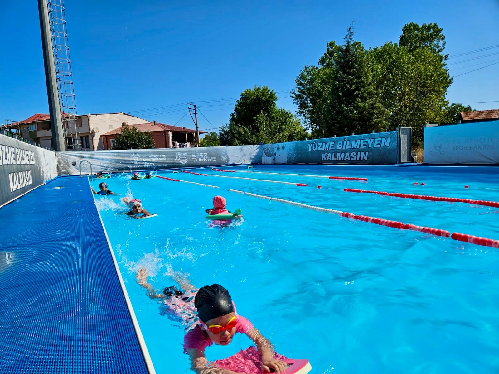 Büyükşehir sporun her dalında yazın tadı, tuzu oldu: 2 aylık maraton bitti