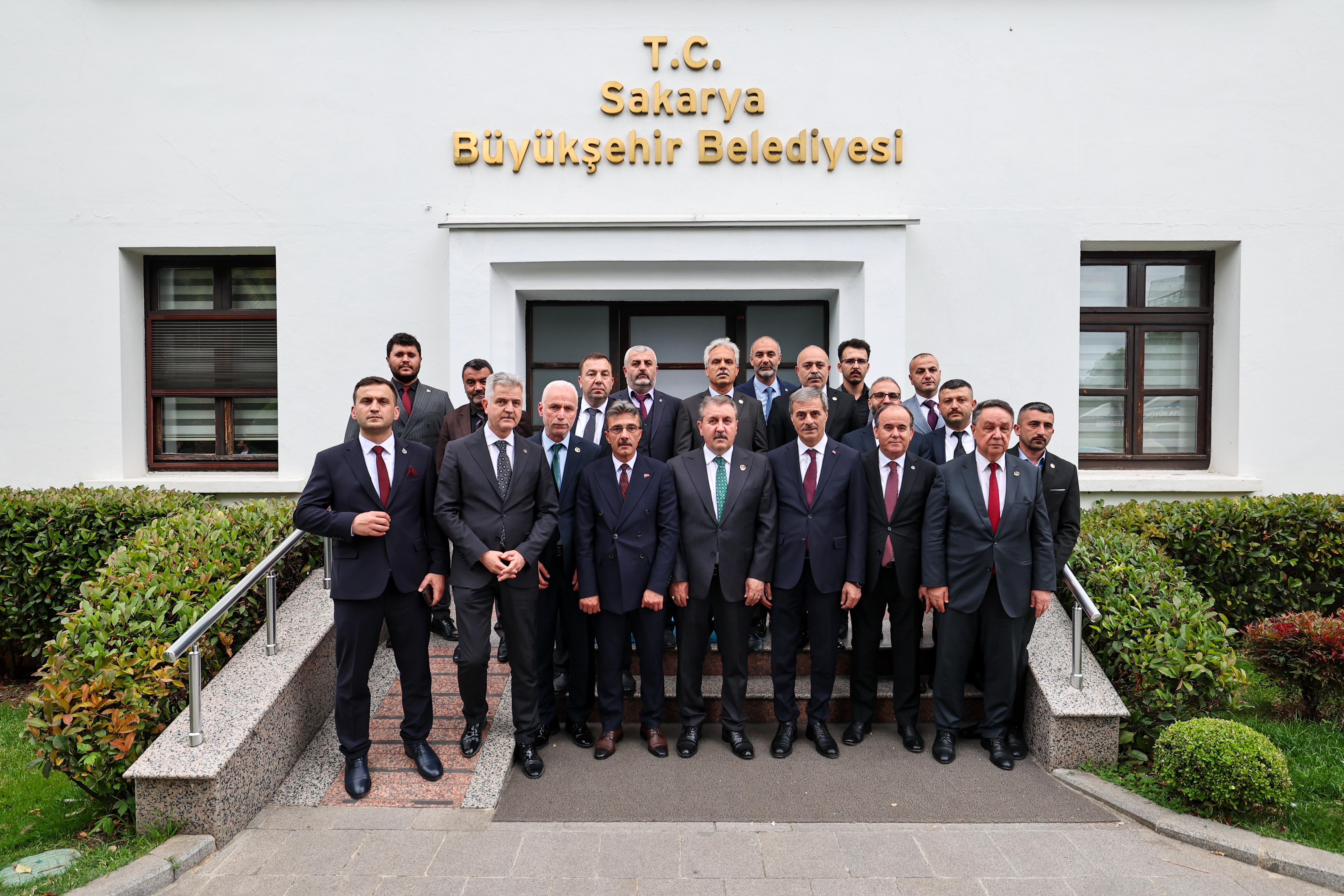 Alemdar BBP Lideri Destici'yi ağırladı: “Gayemiz hizmet, derdimiz memlekettir”