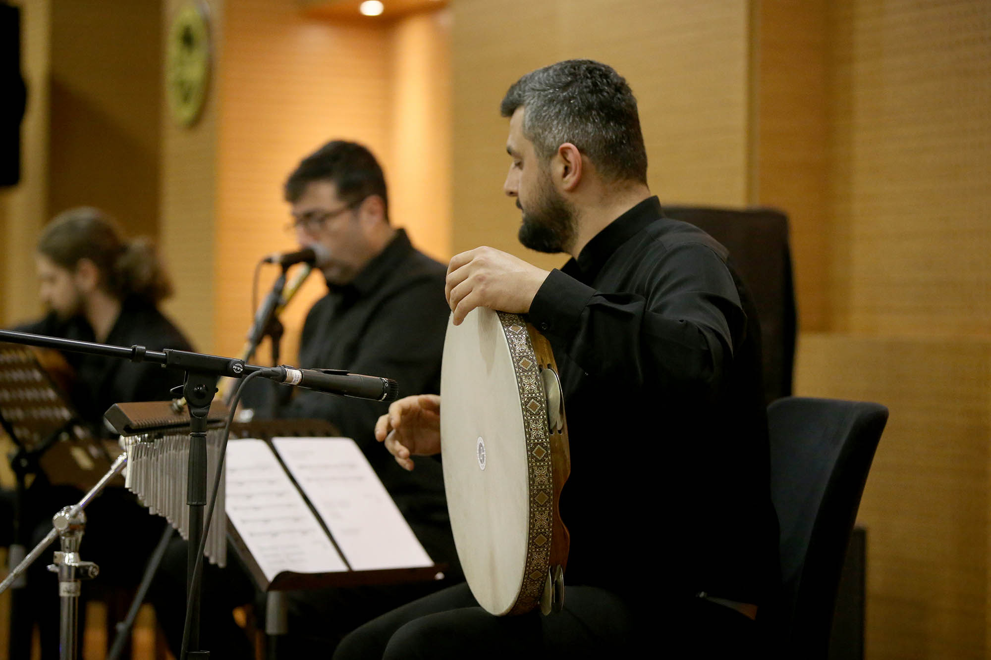 İz bırakan Mevlevi Nezih Uzel’ın hatırasını yaşatan gece: Tınılar arasında yolculuğa çıktılar