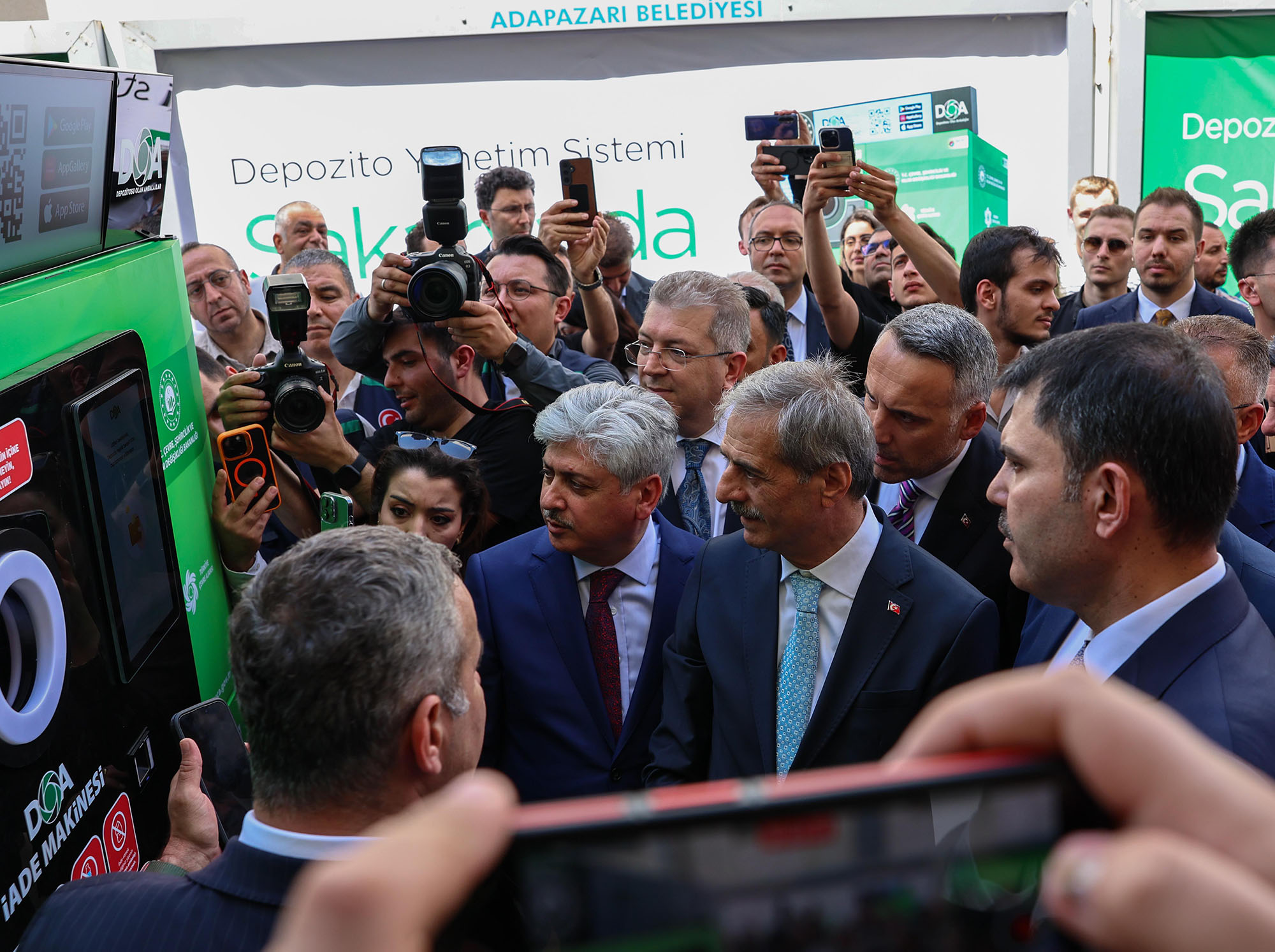 “Sakarya’yı afetlere dirençli hale getirecek, Sapanca Gölü çevresine yakışır bir proje kazandıracağız”