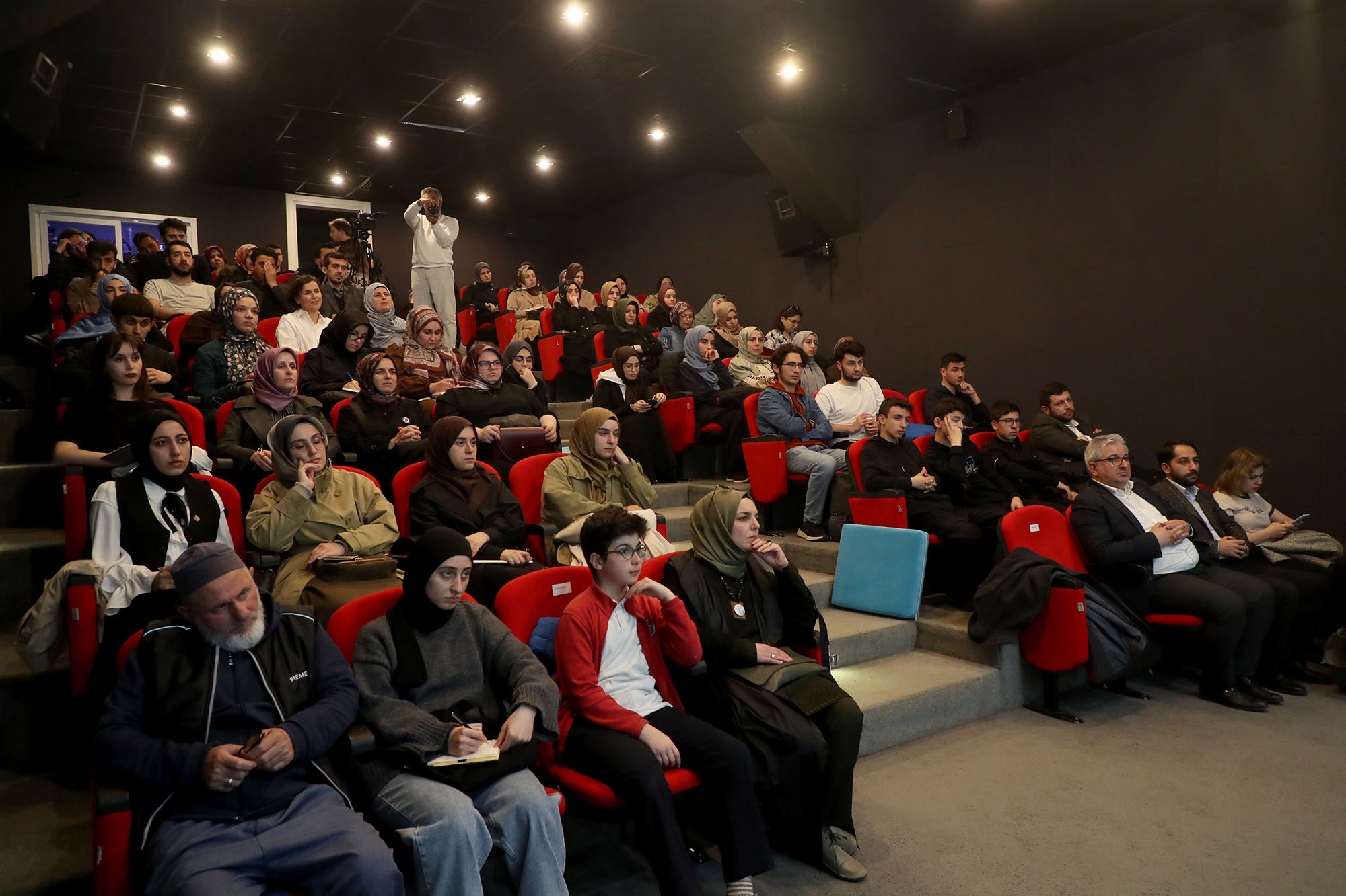 “Ahlaki fiiller hakikat arayışıyla şekillenir”