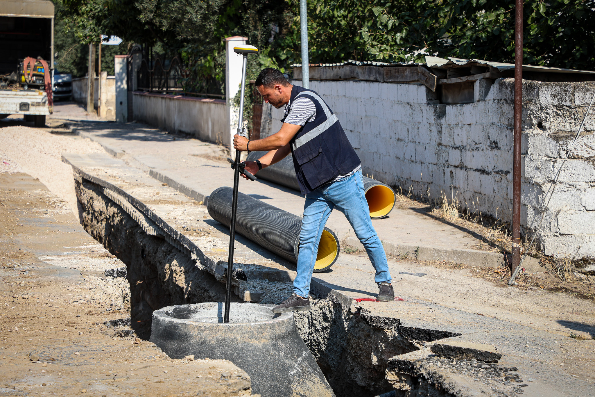Pamukova Ankara Caddesi’nin yağmursuyu altyapısı yenileniyor