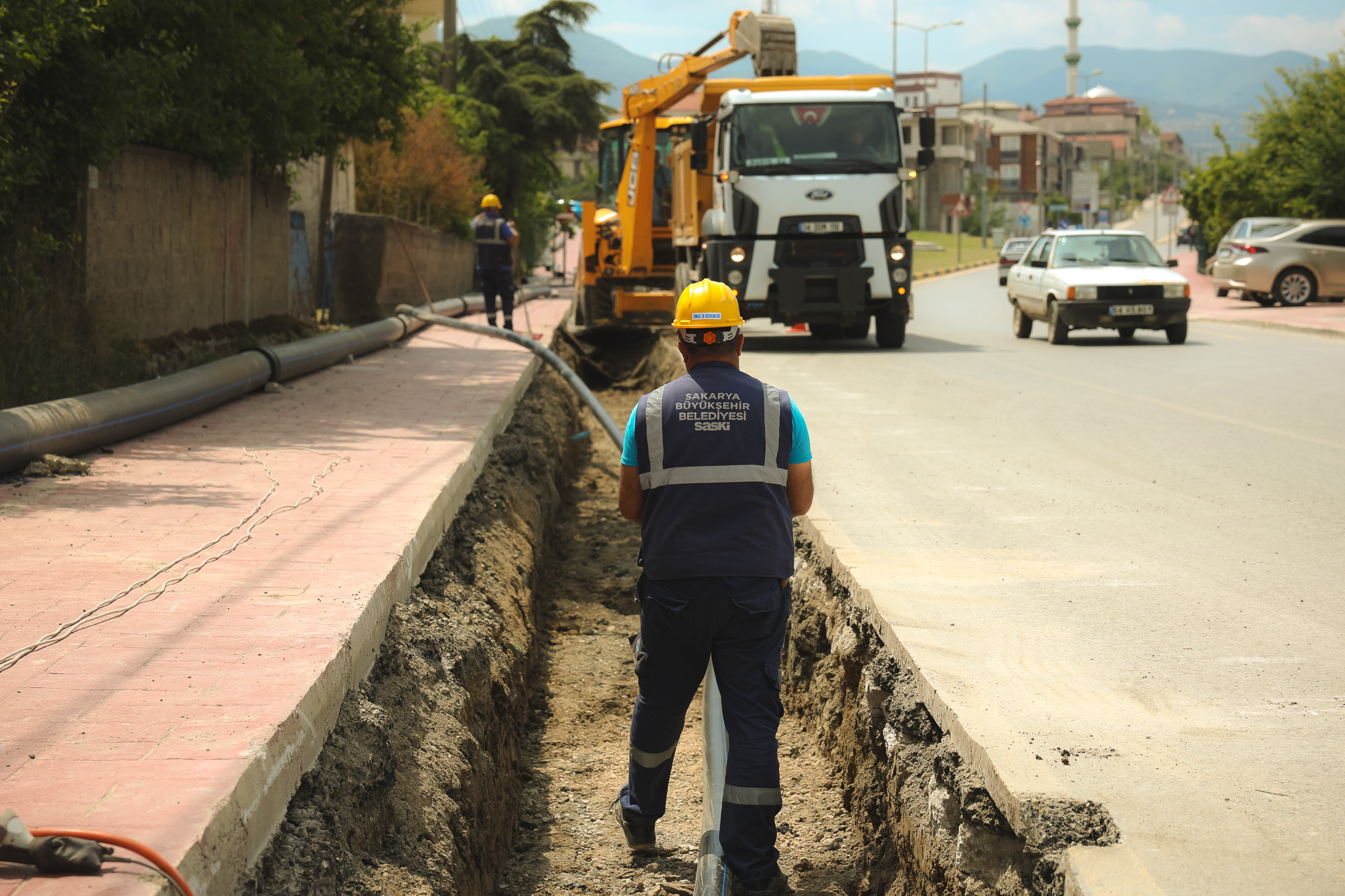 Geyve Alifuatpaşa ve Tepecikler’in 2 bin 500 metrelik içme suyu hattı yenilendi