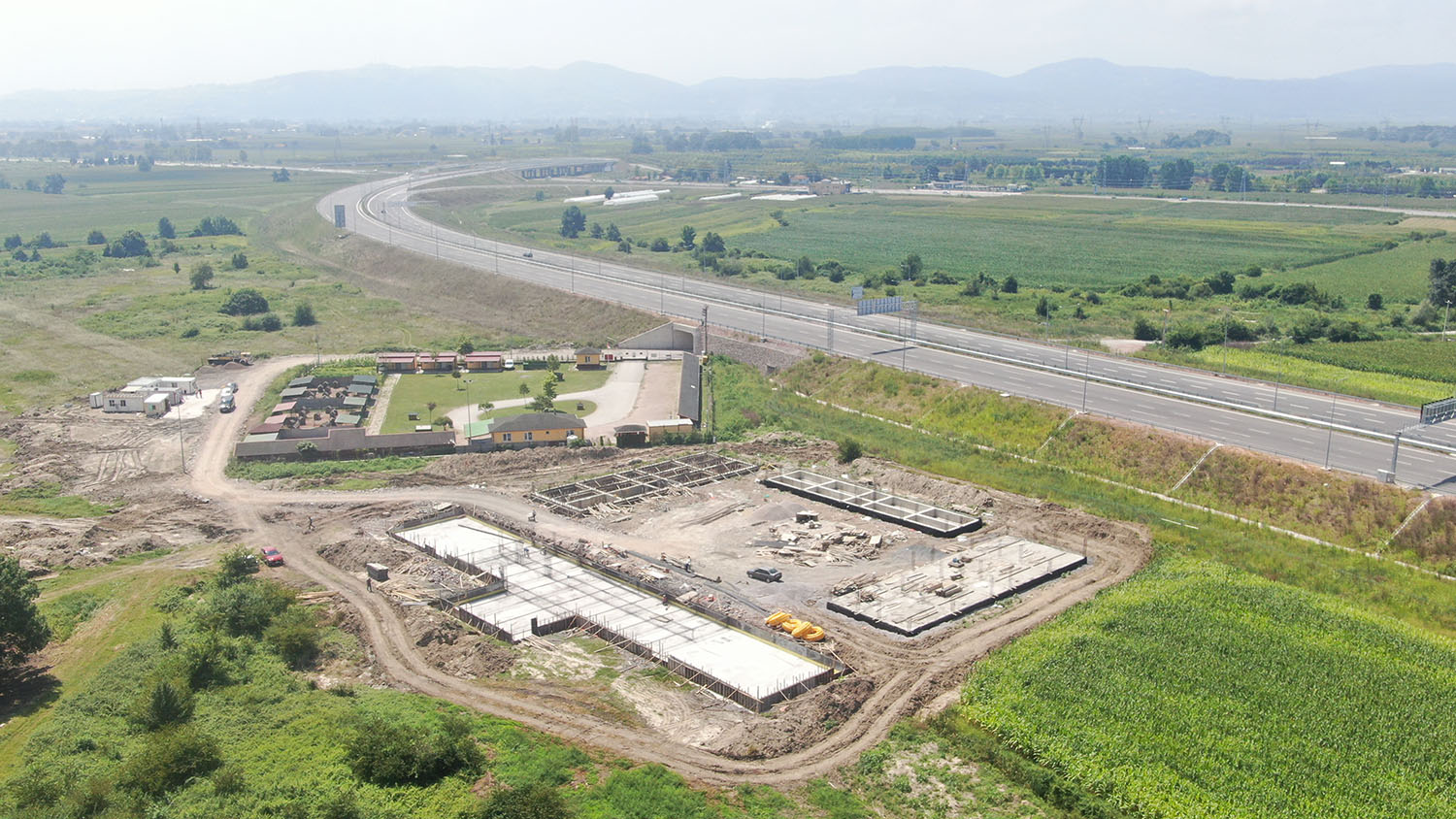 “Büyükşehir Belediyesi 17 bin metrekarelik Rehabilitasyon Merkezi ile sokakta yaşayan canlılara yuva olacak”