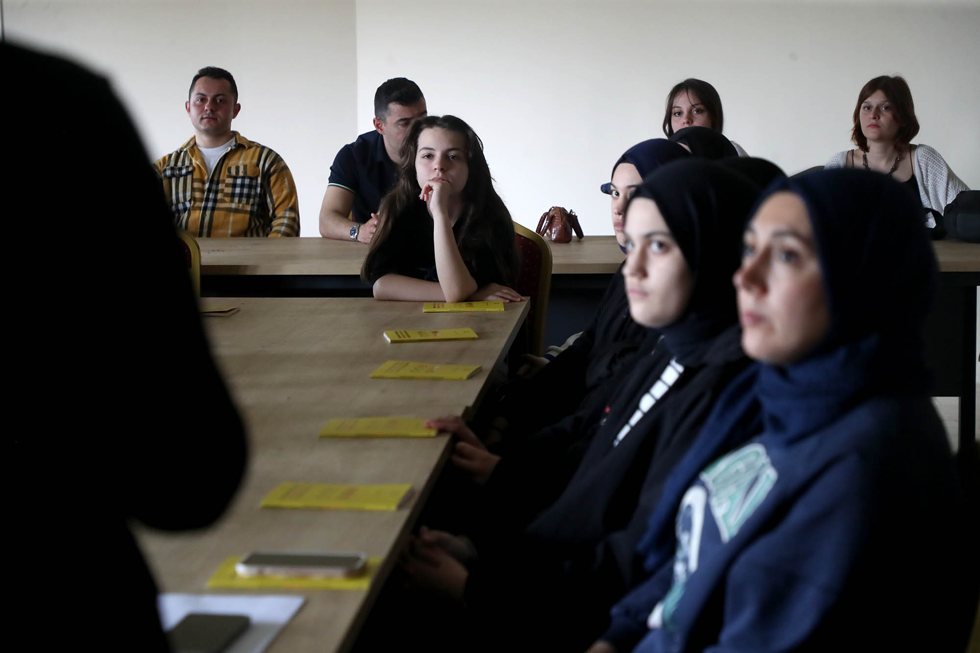 Uzman aile danışmanından önemli tavsiyeler: Değersizlik hissinin kaynağı nedir? 