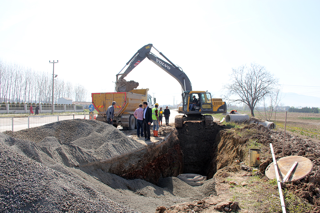 Karaaptiler’in Altyapısı Yenileniyor