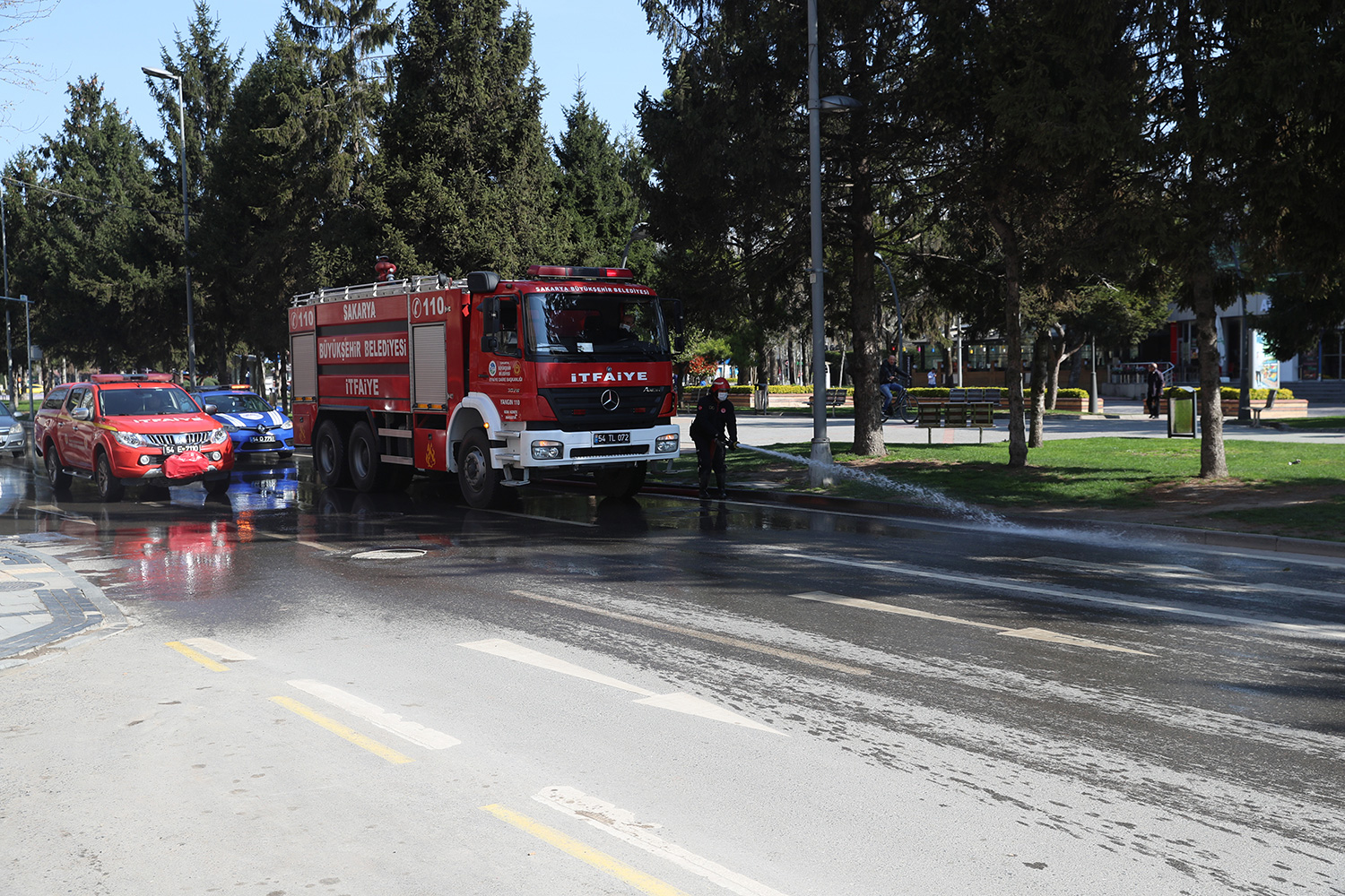 “Sakarya’nın salgınla mücadelesi kararlılıkla sürecek”