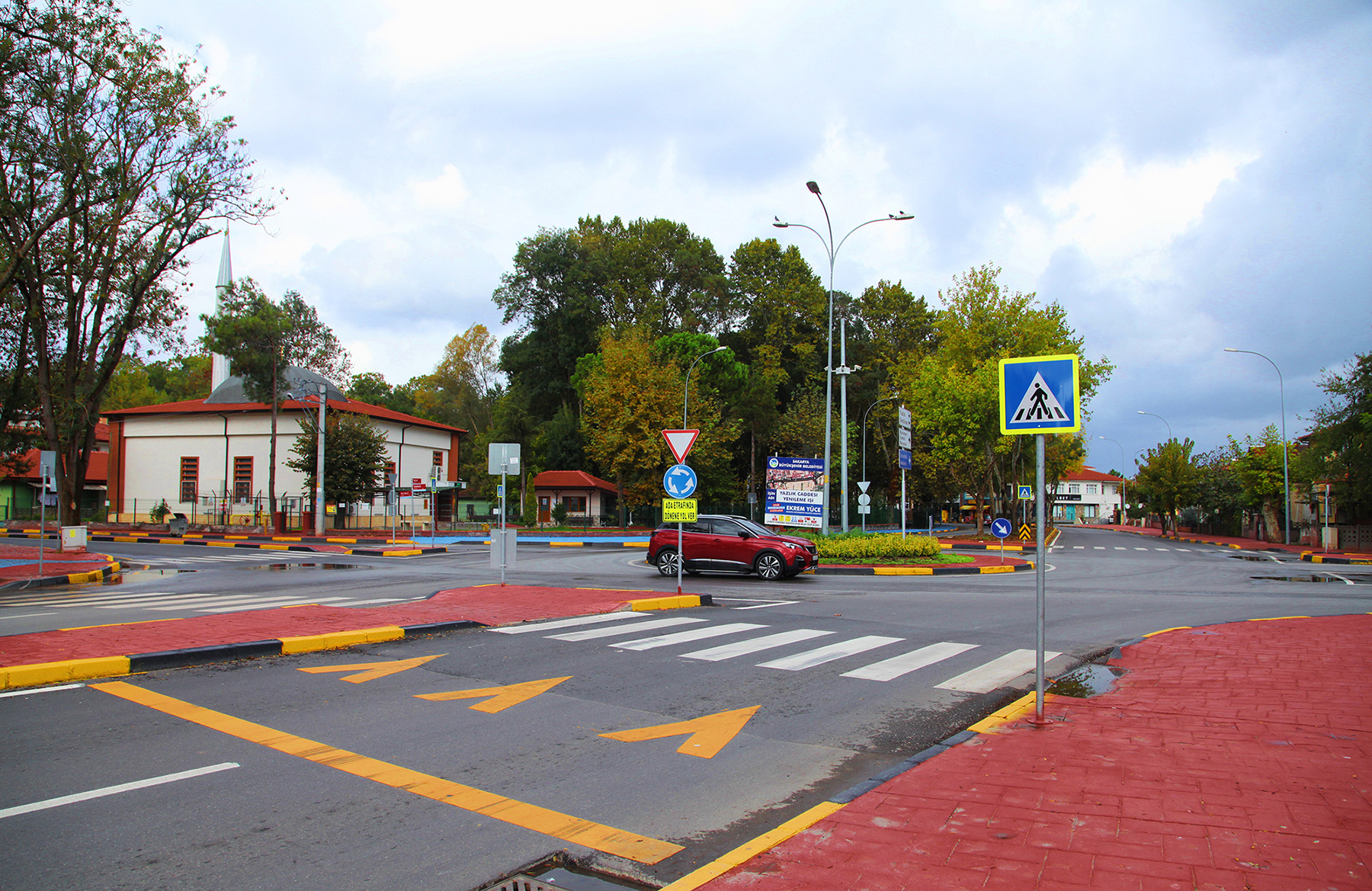 Büyükşehir yolları tablo gibi işliyor