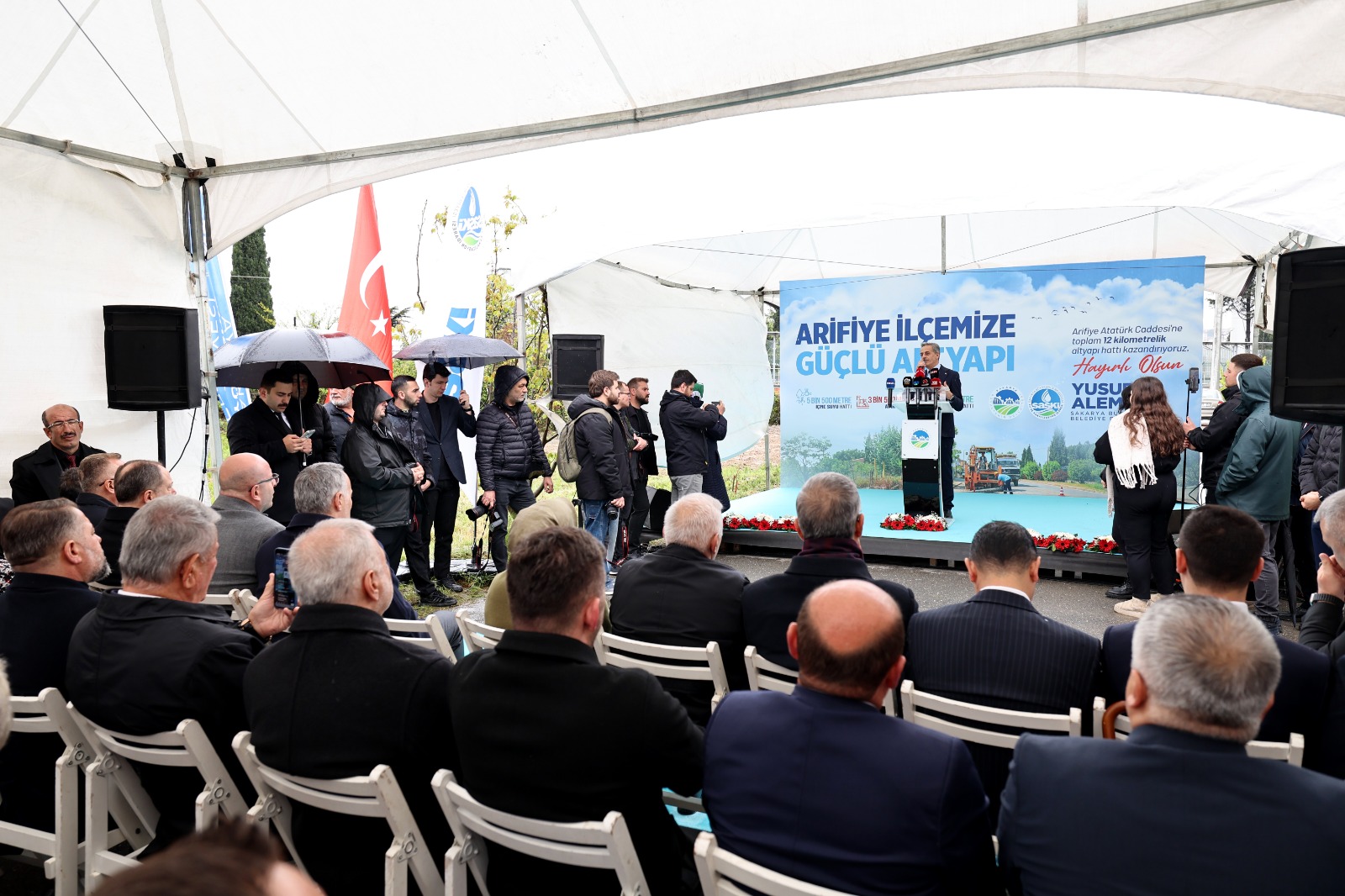 “Sakarya’nın dört bir yanında yaşam kalitesini artıracak dokunuşlar yapıyoruz”