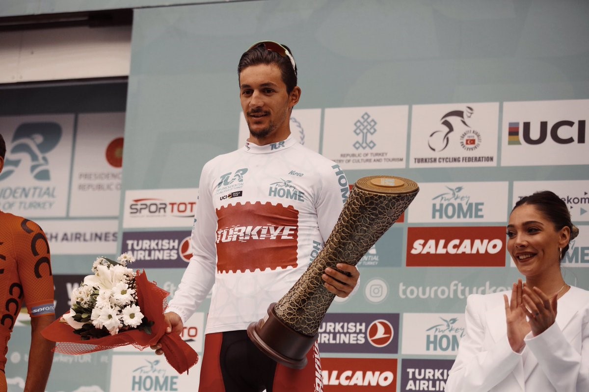 Büyükşehir Bisiklet Kıta Takımı statüsü kazandı