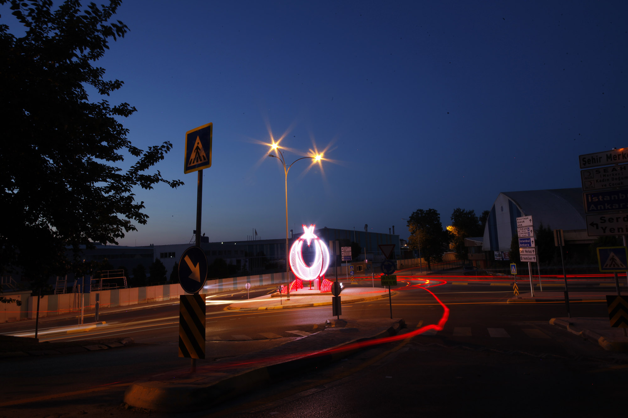 Sakarya Köprülü Kavşağı son haliyle ışıl ışıl