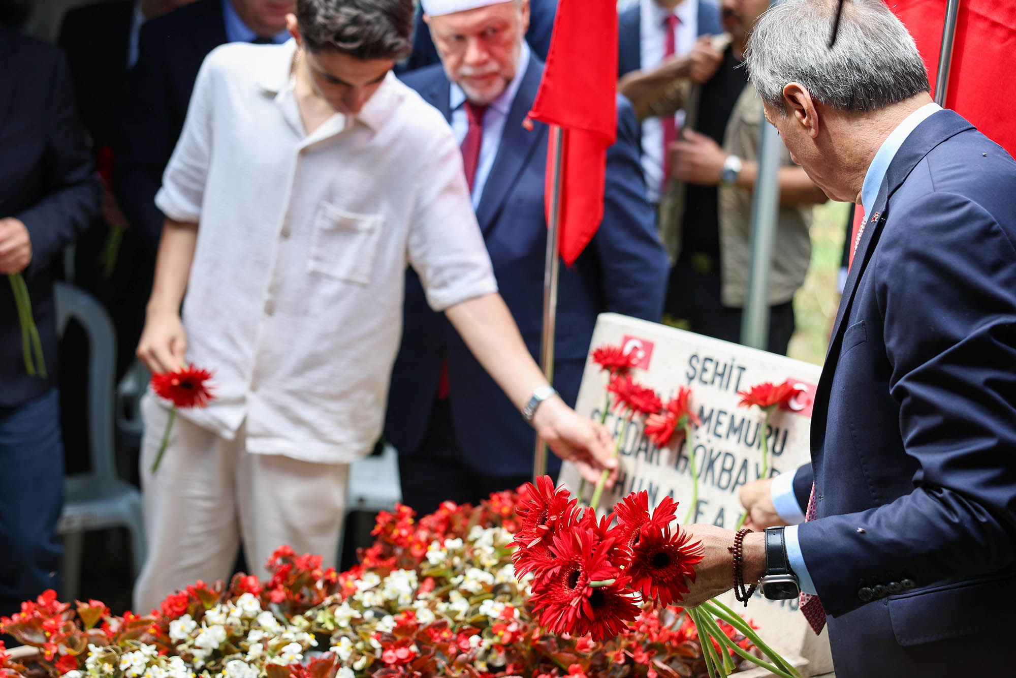 “Kahraman milletimizin vatan sevdası asla sınır tanımadı”