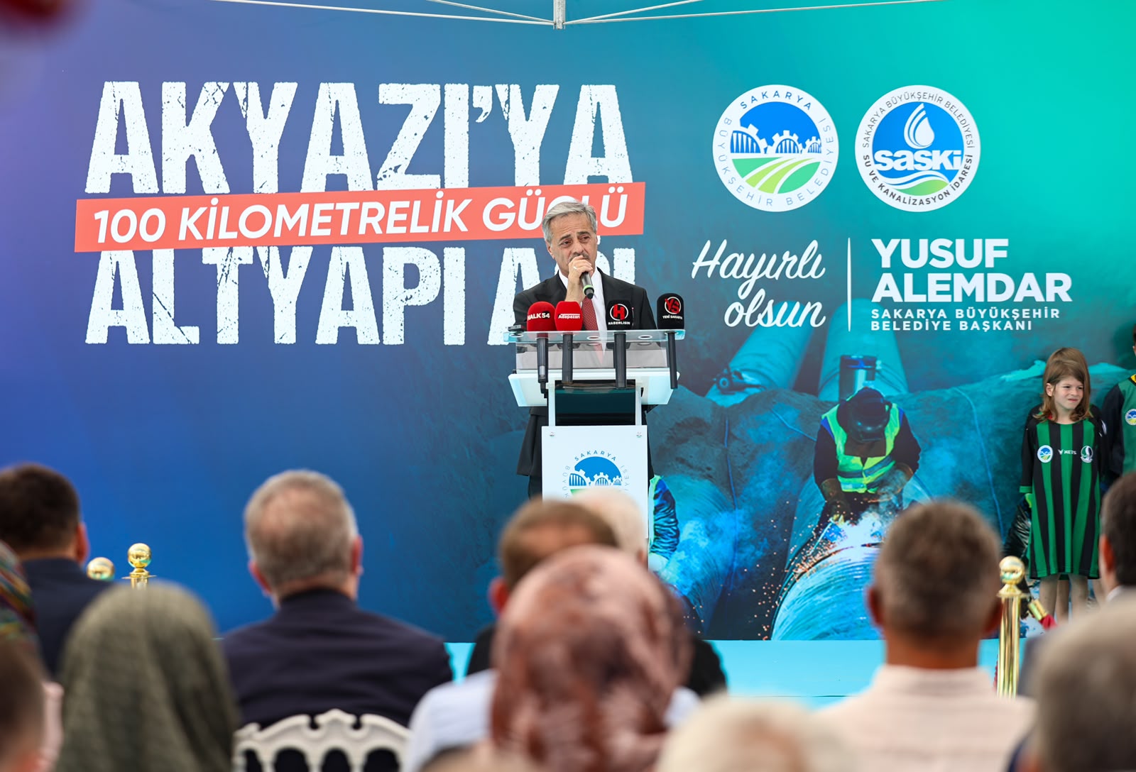 Akyazı’nın geleceğine 1 milyar TL’lik yatırım: “Tarihi bir günde ilçemizin su geleceğini güvence altına alıyoruz”