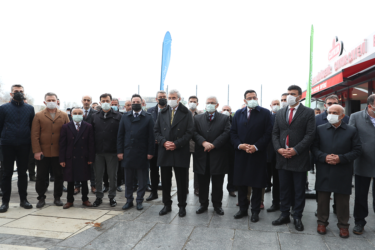 Büyükşehir’in ‘Hanımeli Pazarı’ hizmete açıldı