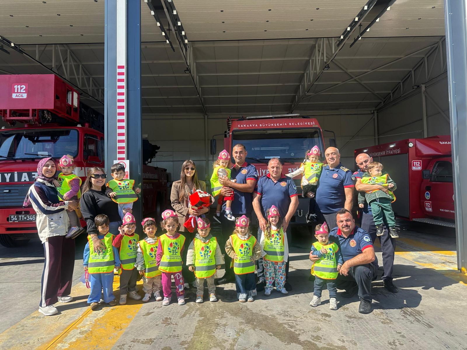 Minikler itfaiyeci oldu, afet bilincini deneyimledi: Yangın, deprem, acil durum…