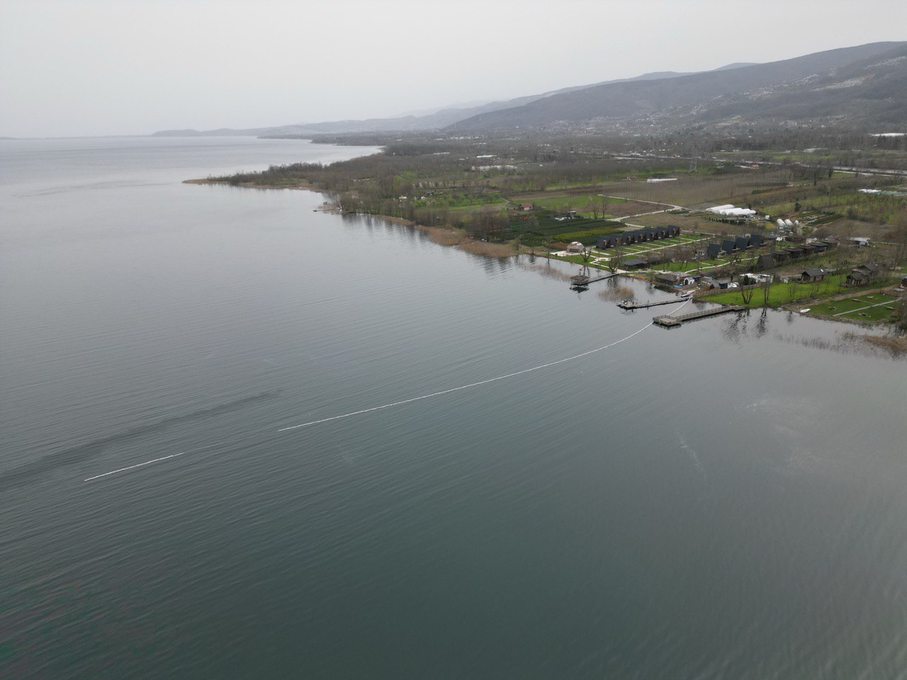 Büyükşehir Sapanca Gölü'nde aralıksız çalışıyor: Güzel gelişme paylaşıldı