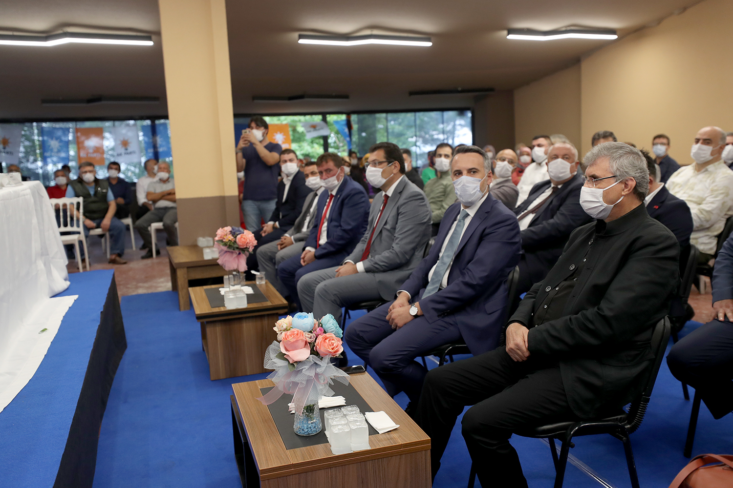 “Şehrimize hizmet için gece gündüz çalışıyoruz”