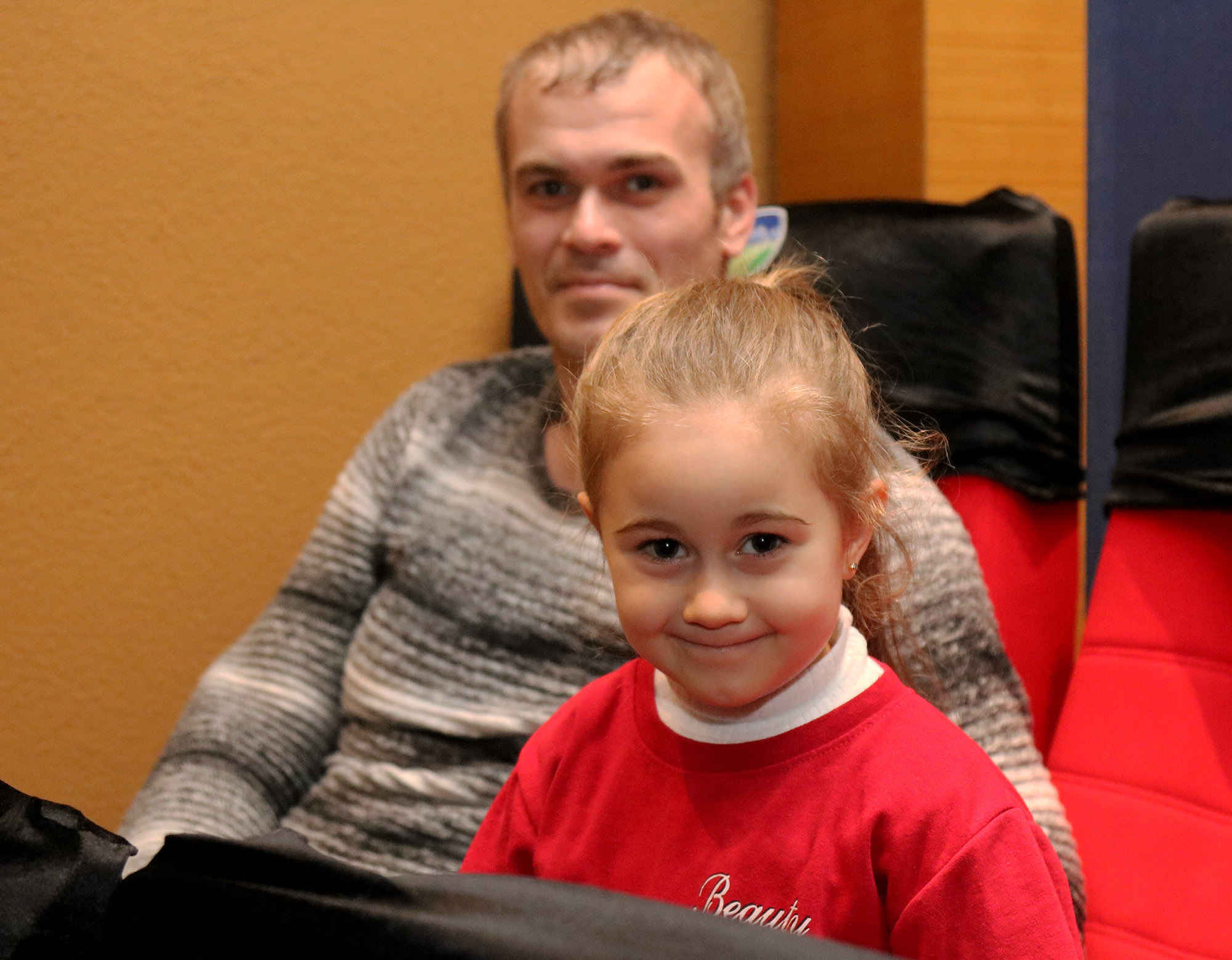 Ara tatile giren minikler ‘Hayvanlar Şehri’ni heyecanla izledi