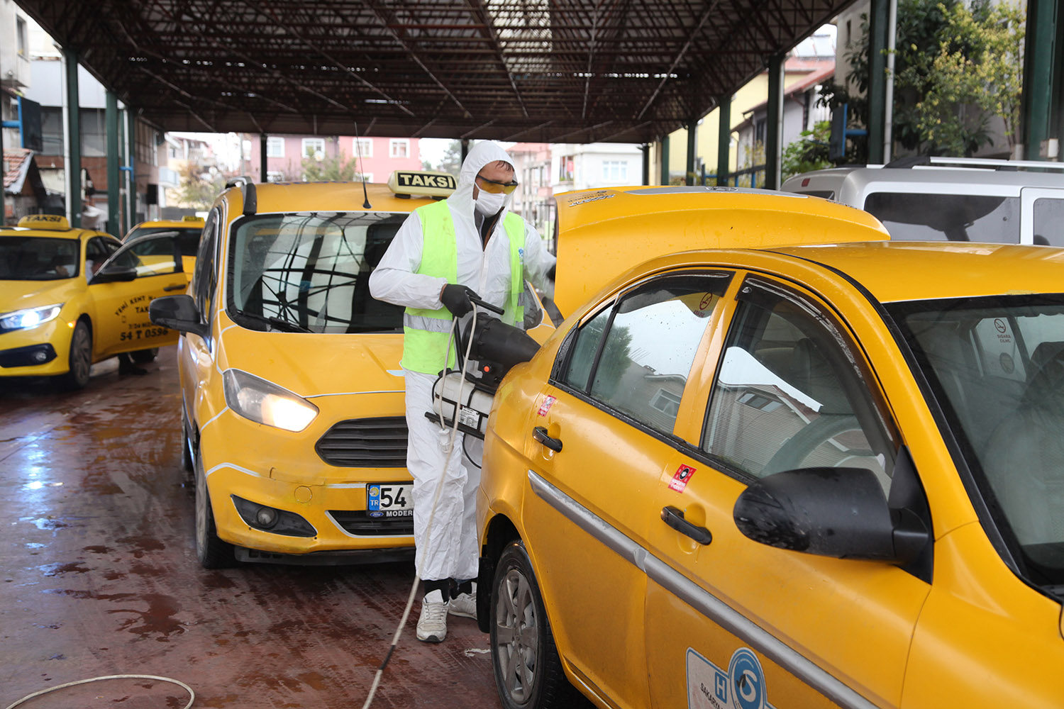 Toplu taşıma araçları dezenfekte edildi