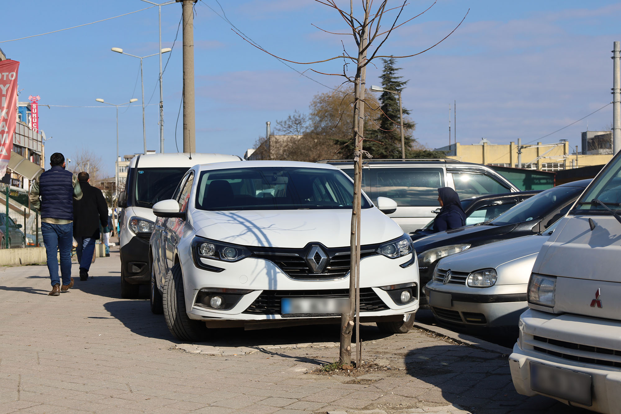 Her köşe başında aynı hatırlatmayı yapıyorlar: Bu şehir hepimizin…