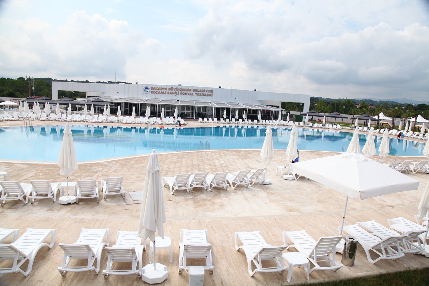 Büyükşehir hizmette sınır tanımıyor