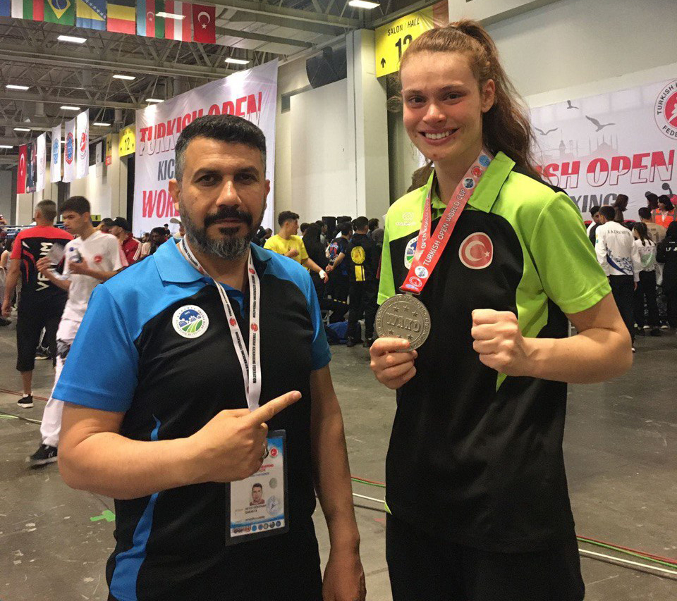 Büyükşehir Kick Boks’cuları Avrupa yolcusu