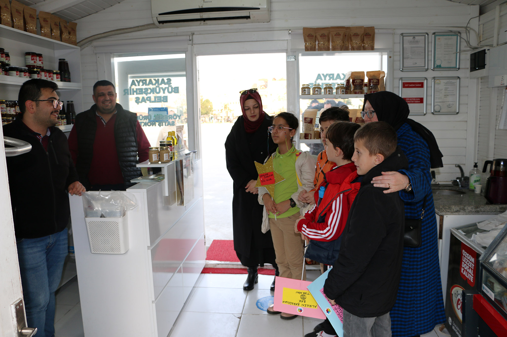 SGM öğrencileri yerli üretim satış merkezlerine hayran kaldı