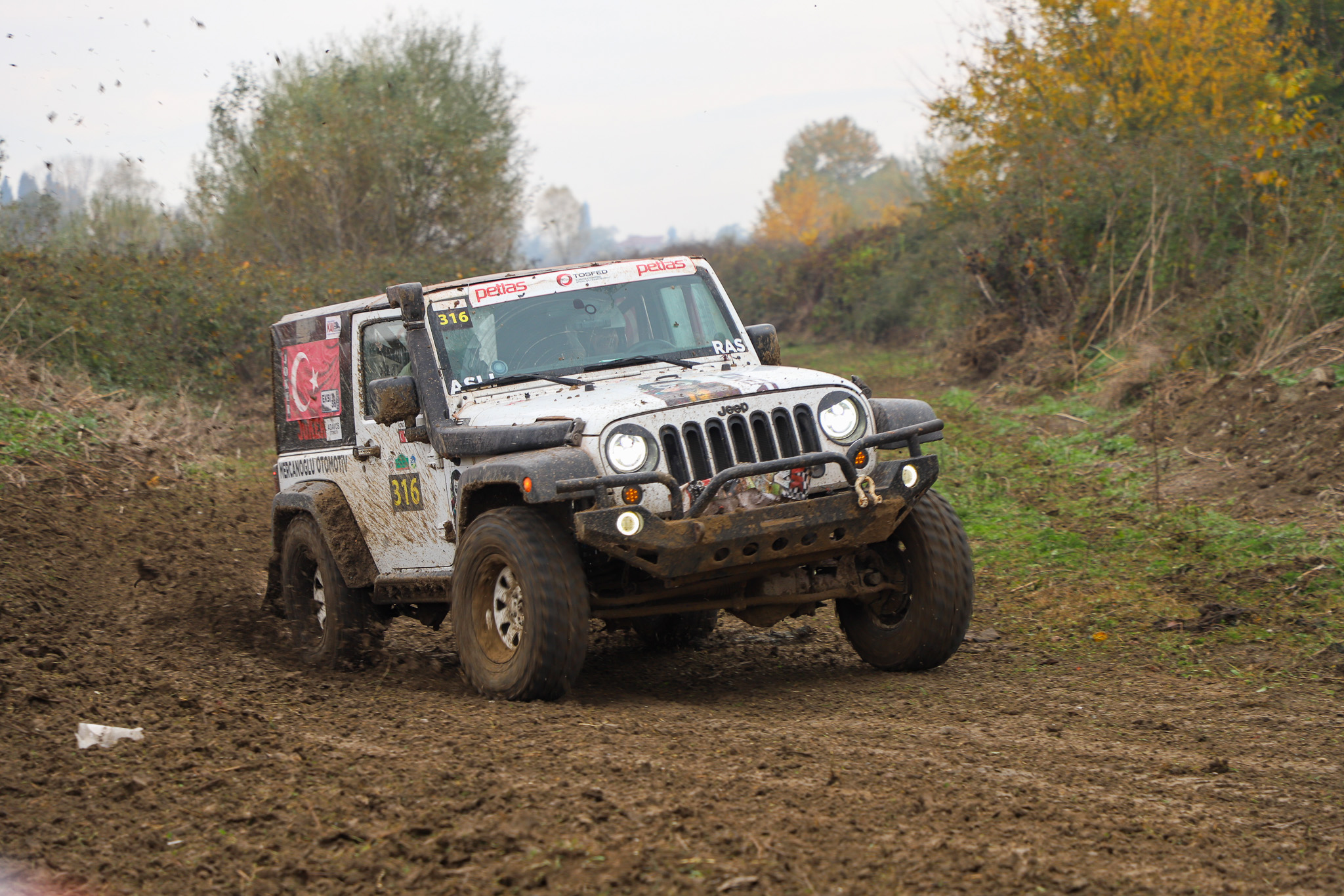 Türkiye Off-Road Şampiyonası Sakarya’da heyecan fırtınası estirdi: 3 gün süren adrenalin, tutku ve heyecan